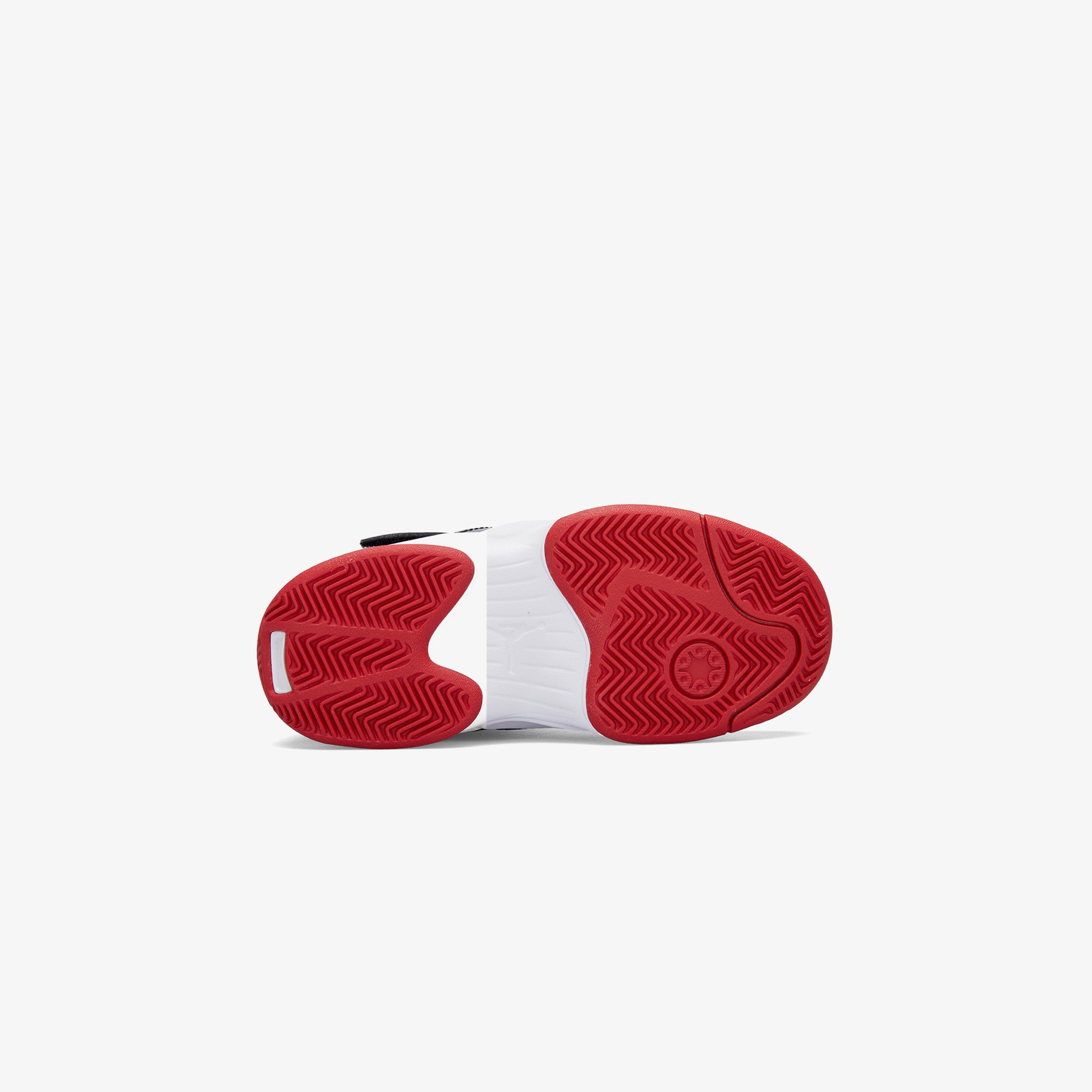 Jordan Max Aura 6 Çocuk Siyah Spor Ayakkabı