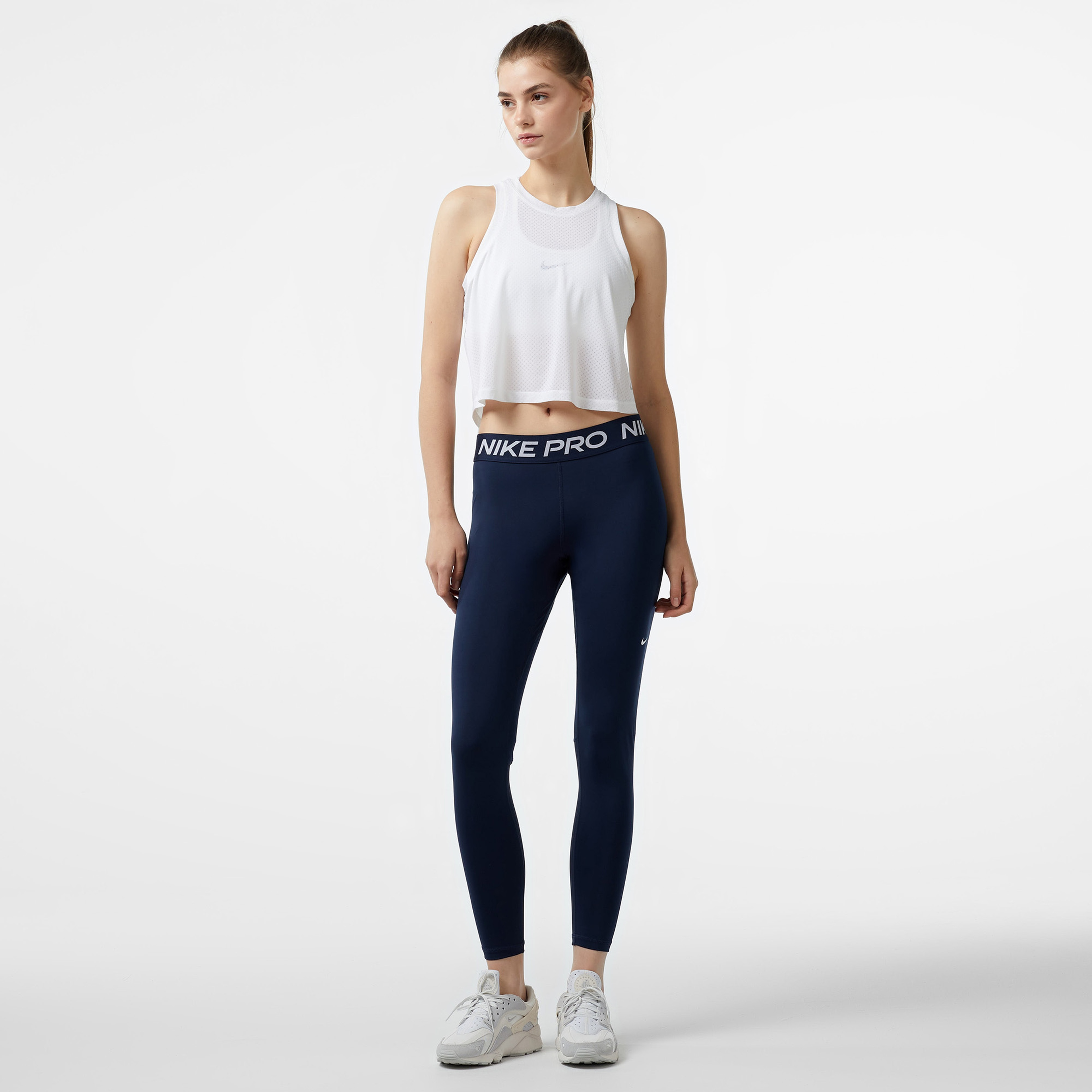 Nike Dri-Fit One Classic Breathable Kadın Beyaz Kolsuz T-Shirt