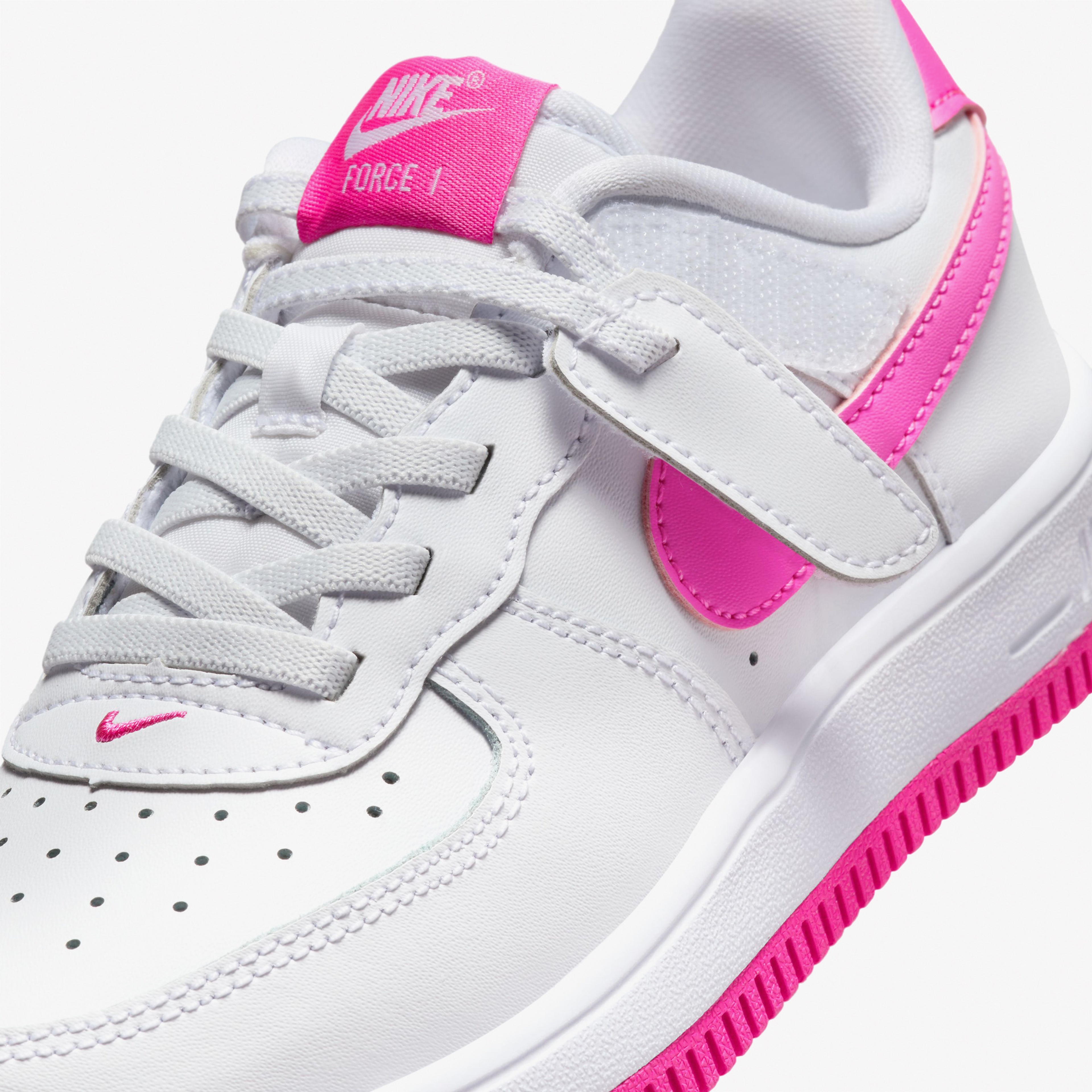 Nike Force 1 Low EasyOn Çocuk Beyaz Spor Ayakkabı