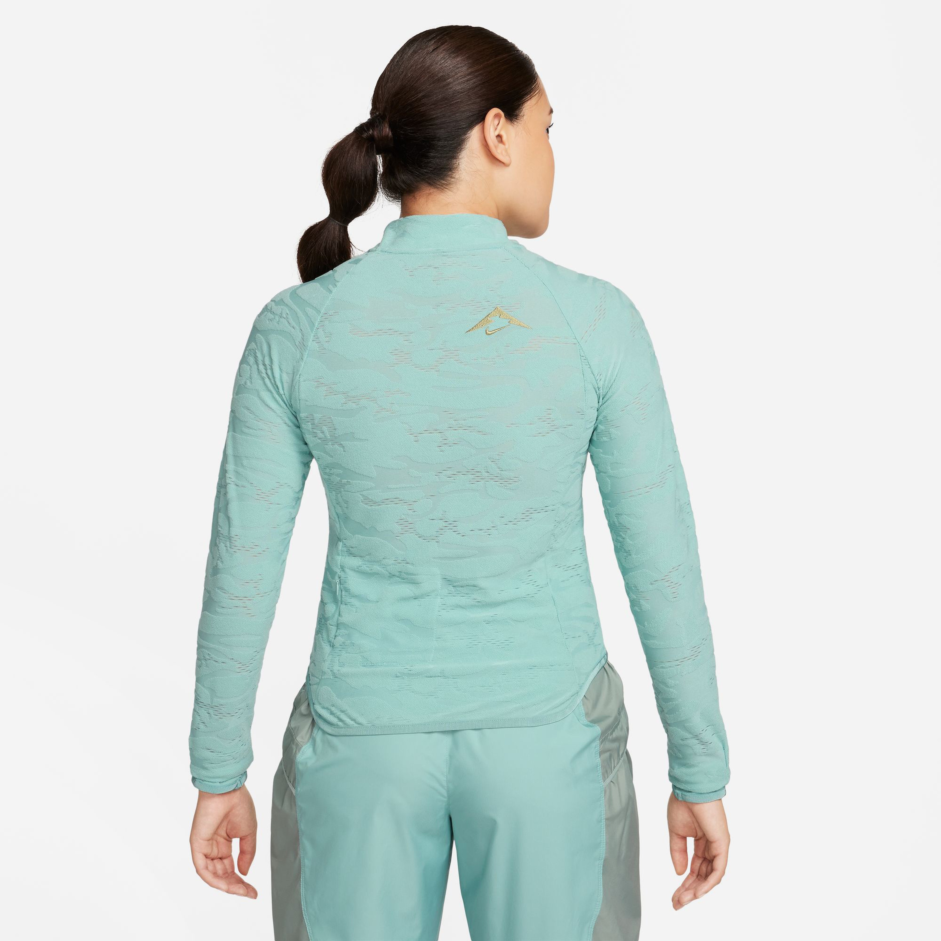 Nike Trail Dri-FIT Midlayer Kadın Yeşil Uzun Kollu T-Shirt