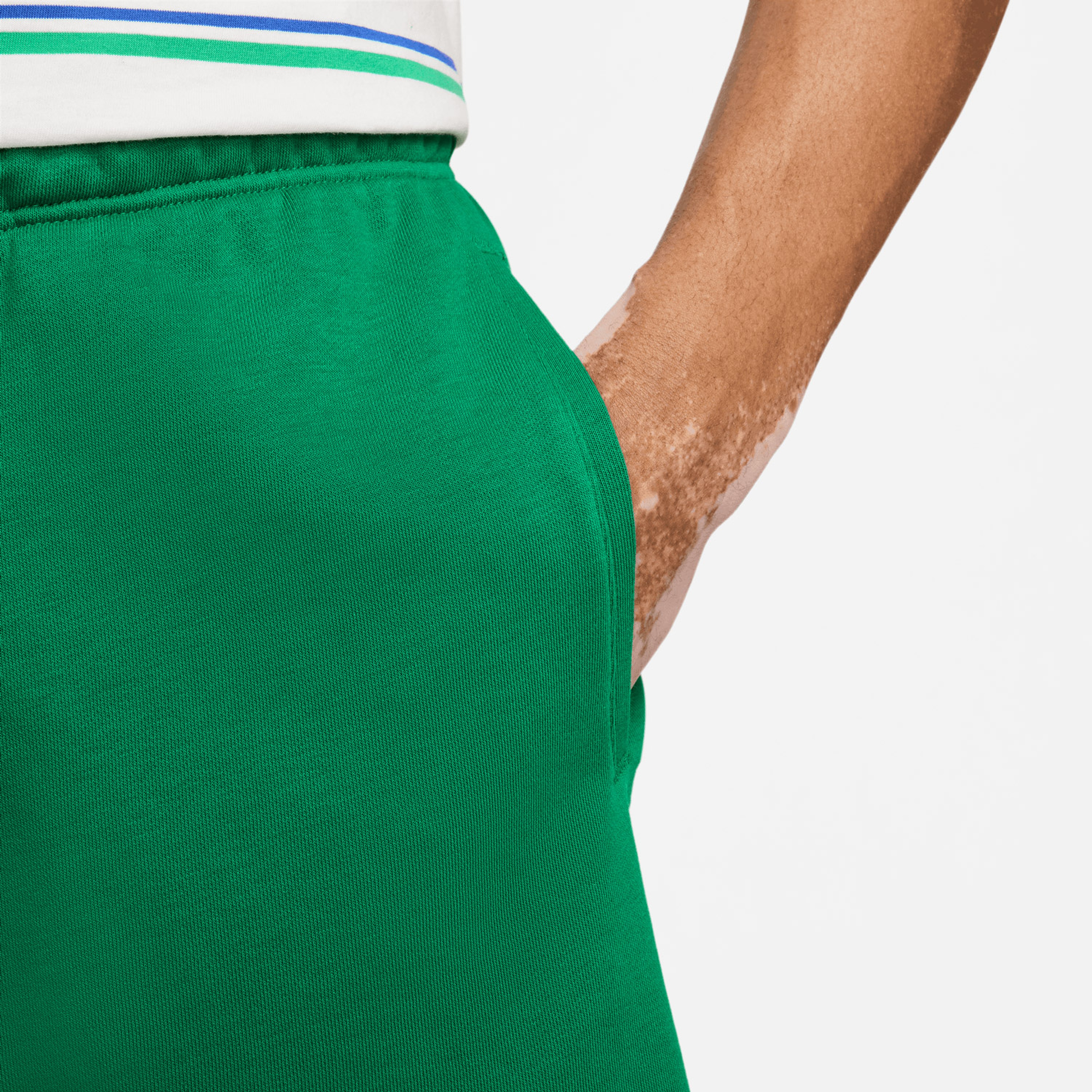 Nike Nk Club Ft Aplq Arch Erkek Yeşil Şort