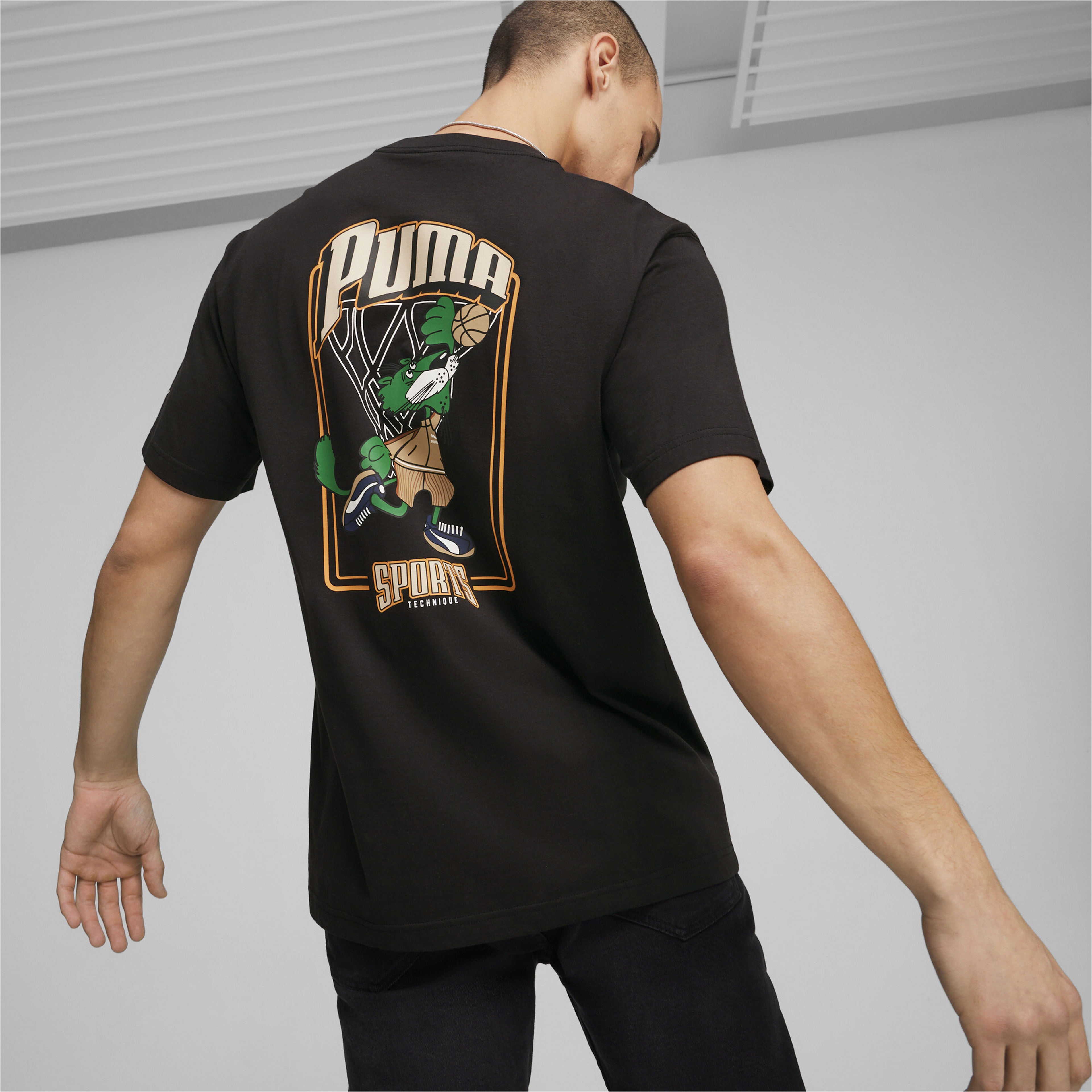 Puma Team Graphic Erkek Siyah T-Shirt