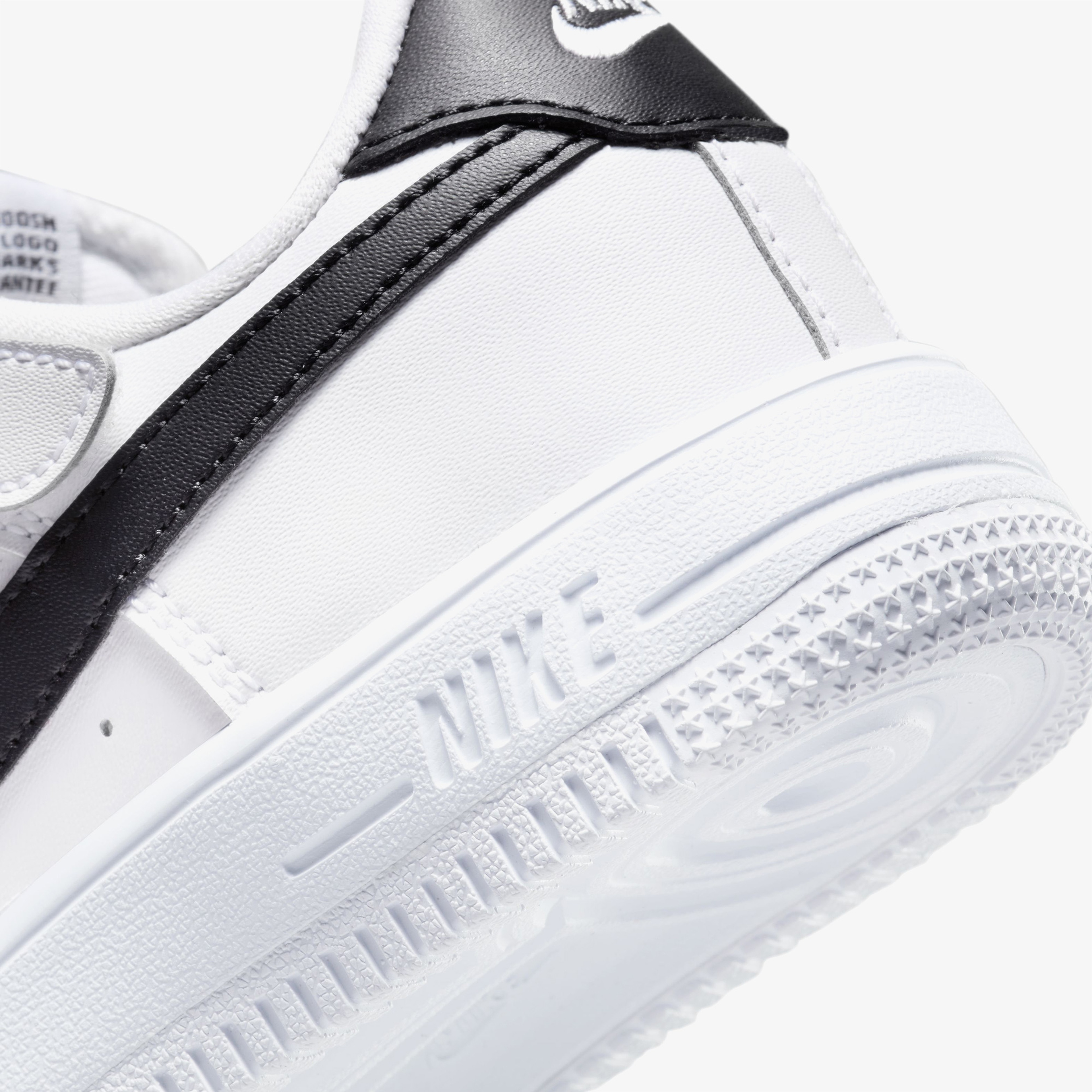 Nike Force 1 Low EasyOn Genç Beyaz Spor Ayakkabı