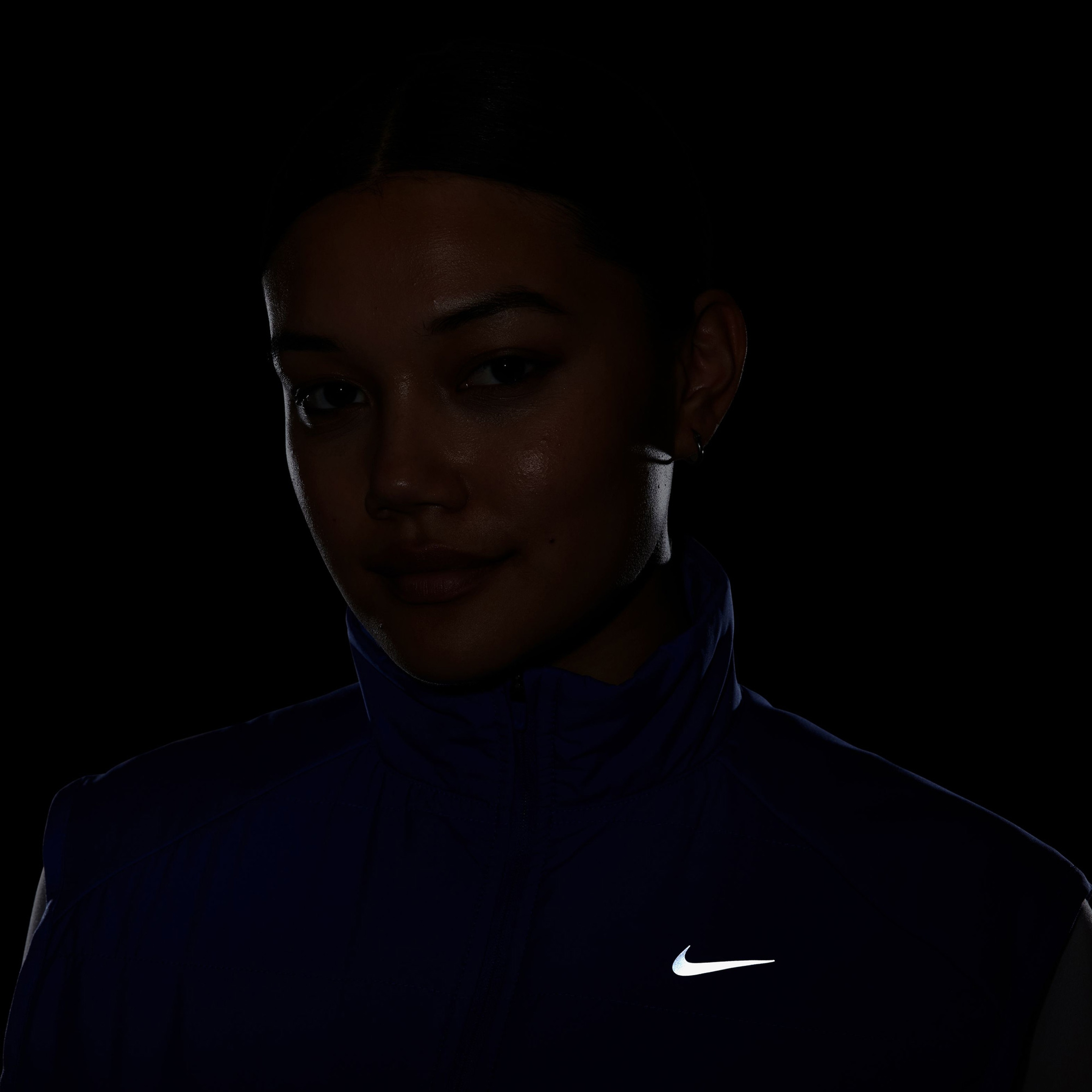 Nike Therma-FIT Swift Kadın Mavi Yelek