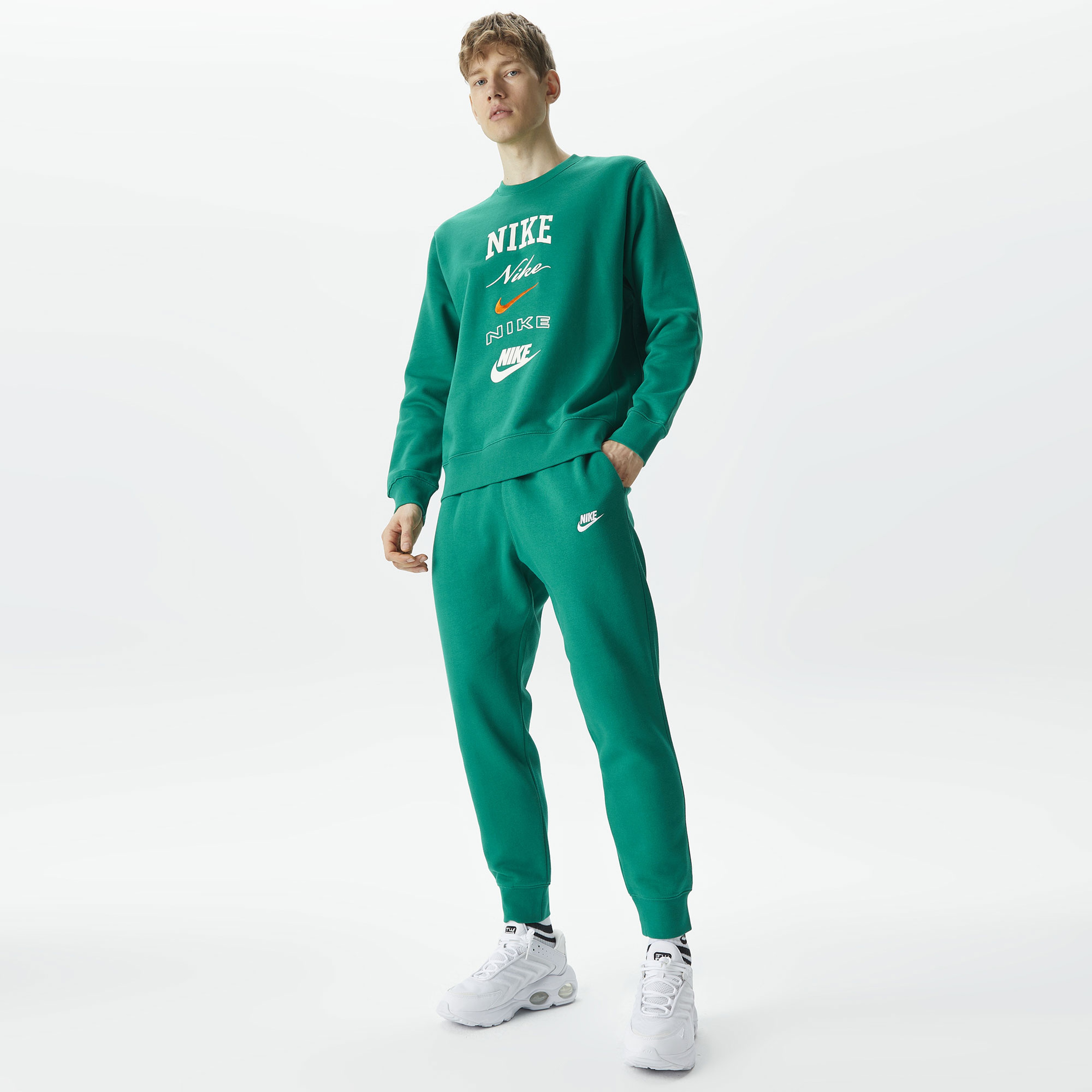 Nike Club Fleece Crew Stack Erkek Yeşil Sweatshirt