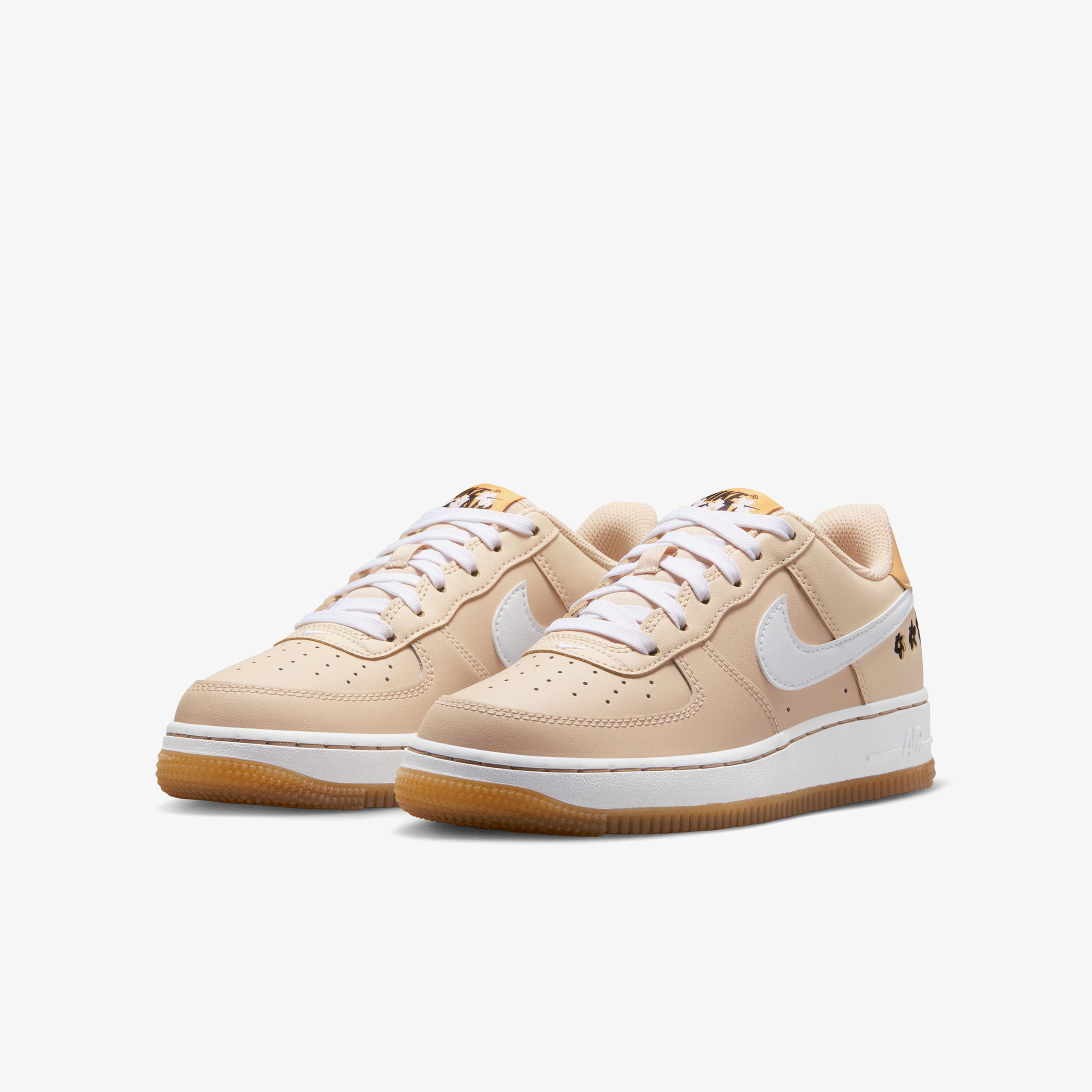Nike Air Force 1 SE Genç Bej Spor Ayakkabı