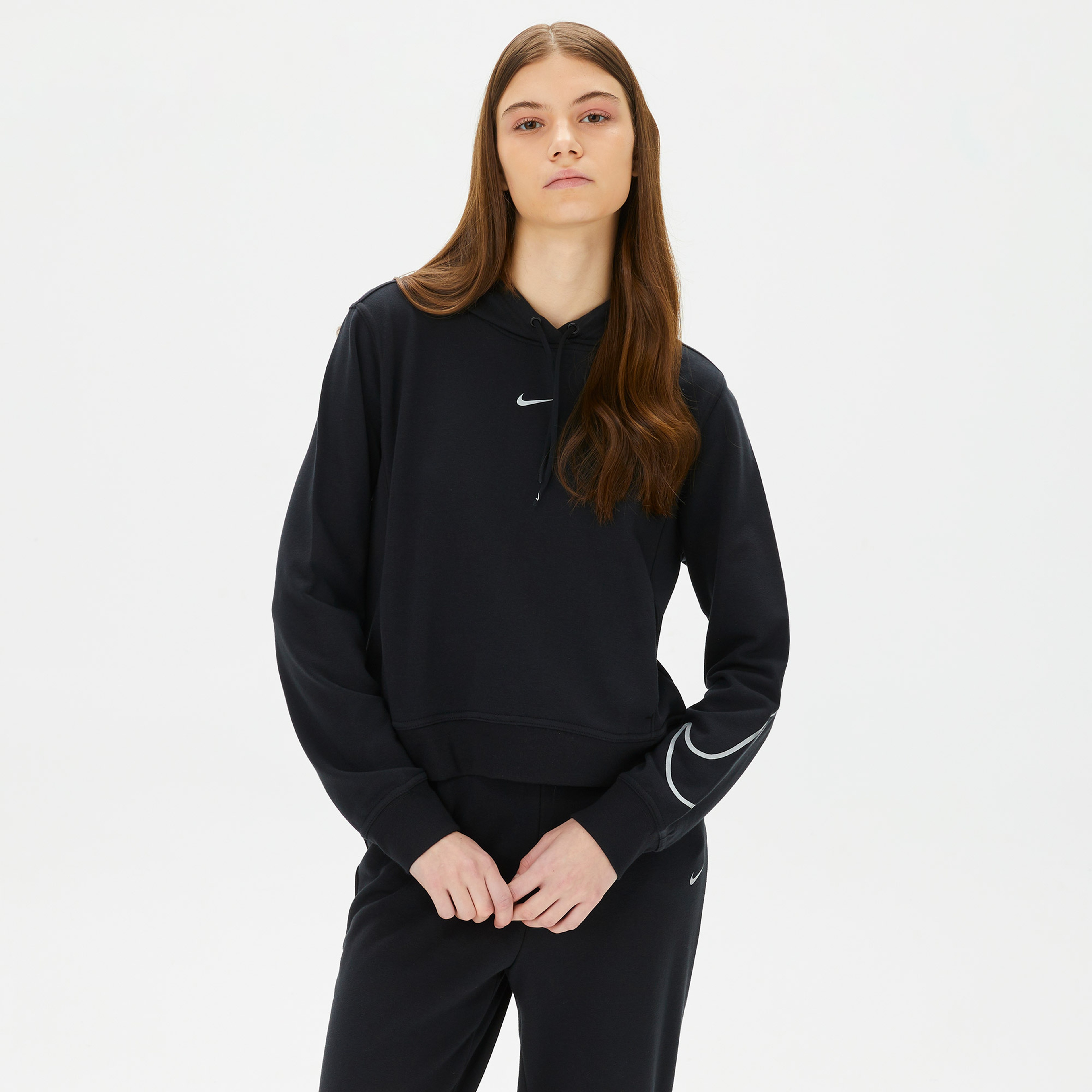 Nike Dri-FIT One Hoodie Kadın Siyah Sweatshirt