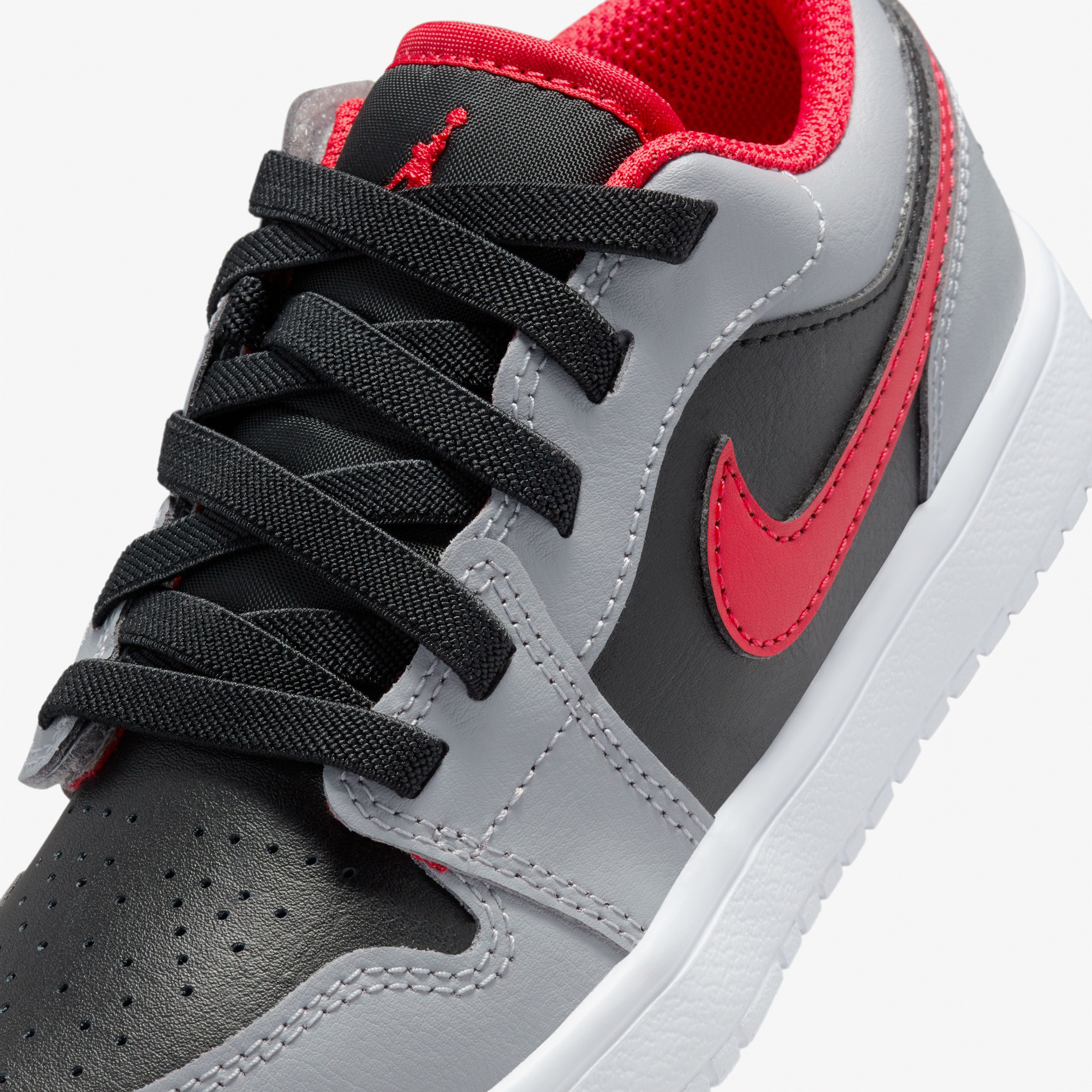 Jordan 1 Low Alt Çocuk Gri Spor Ayakkabı