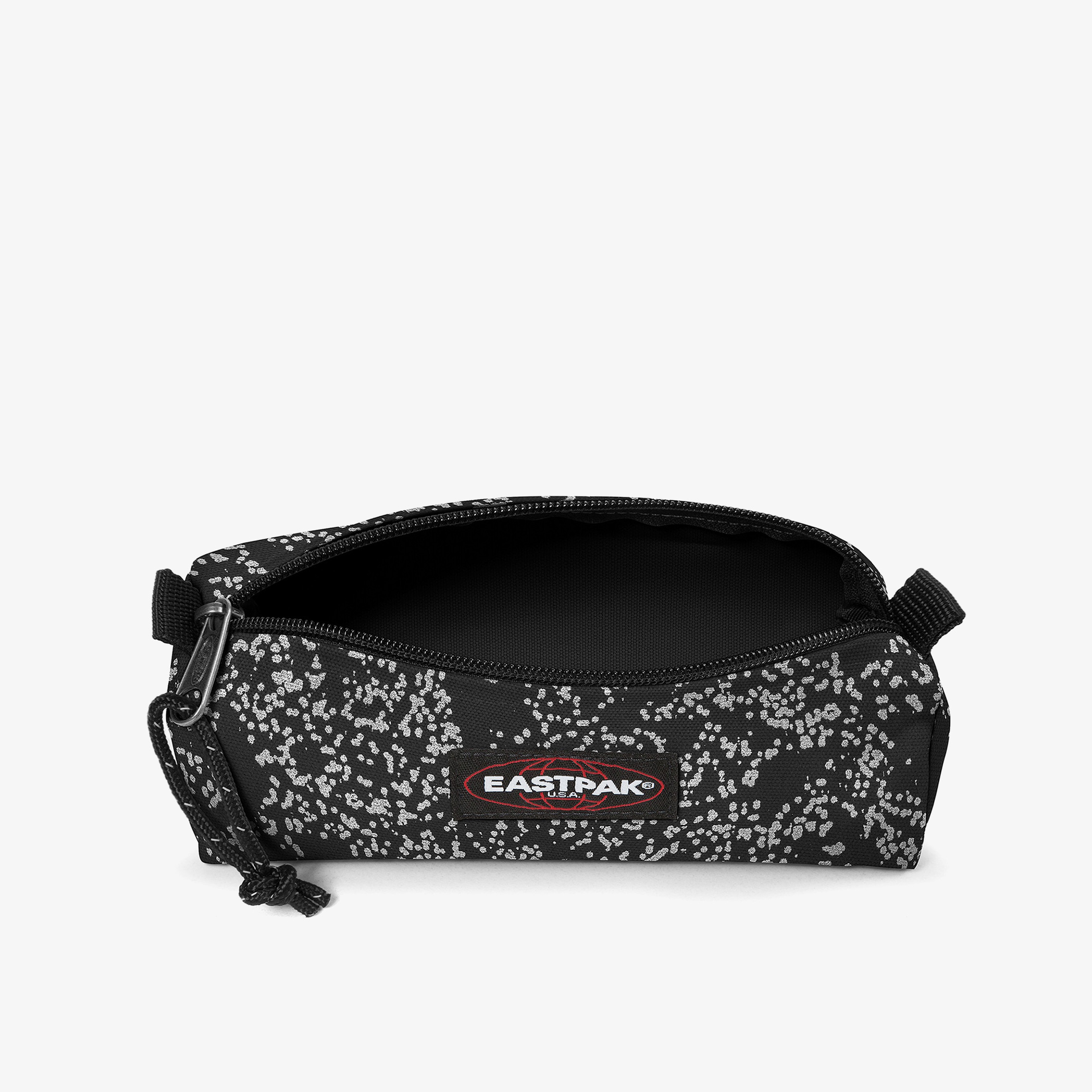 Eastpak Benchmark Single Unisex Siyah Kalem Kutusu