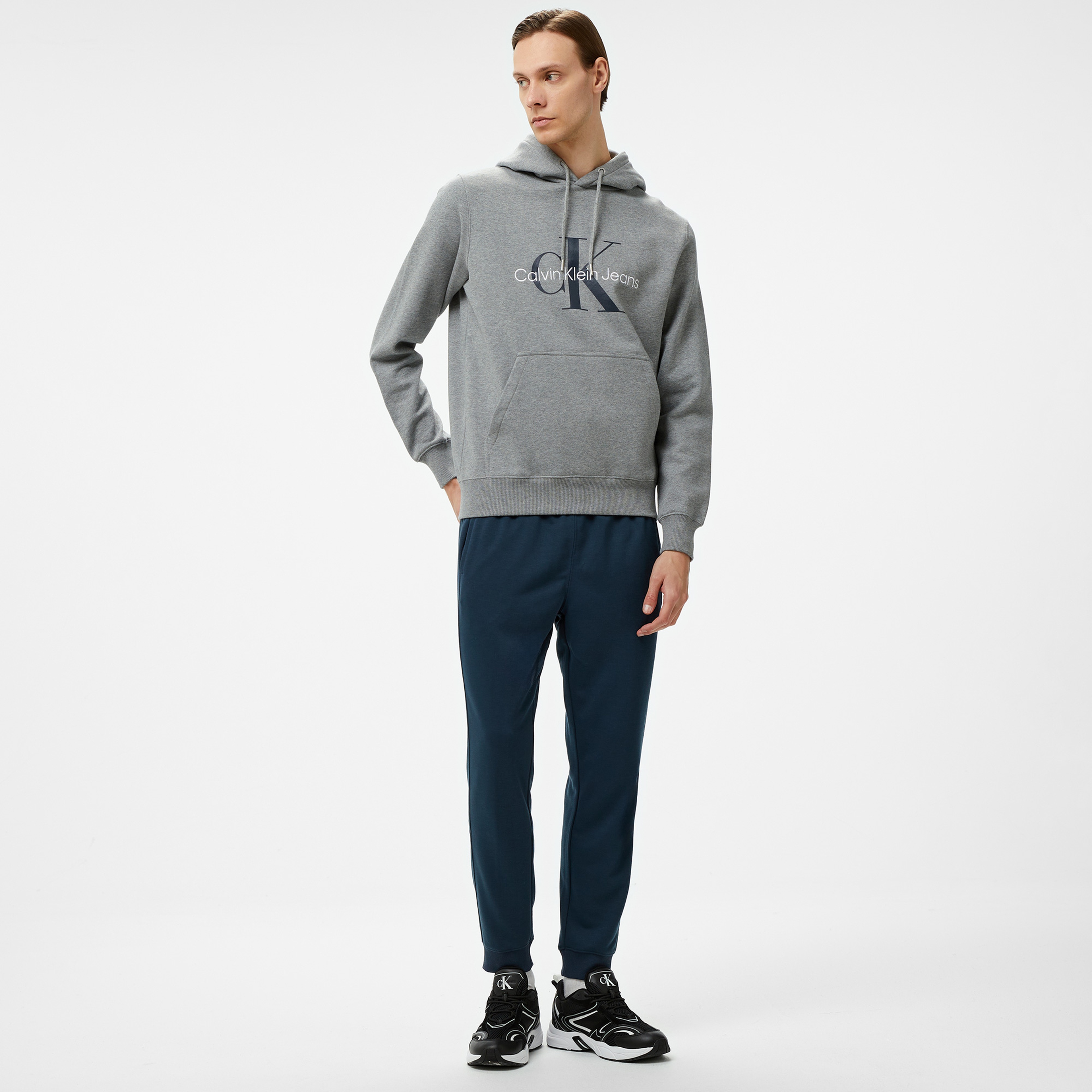 Calvin Klein Jeans Seasonal Monologo Regular Erkek Gri Hoodie