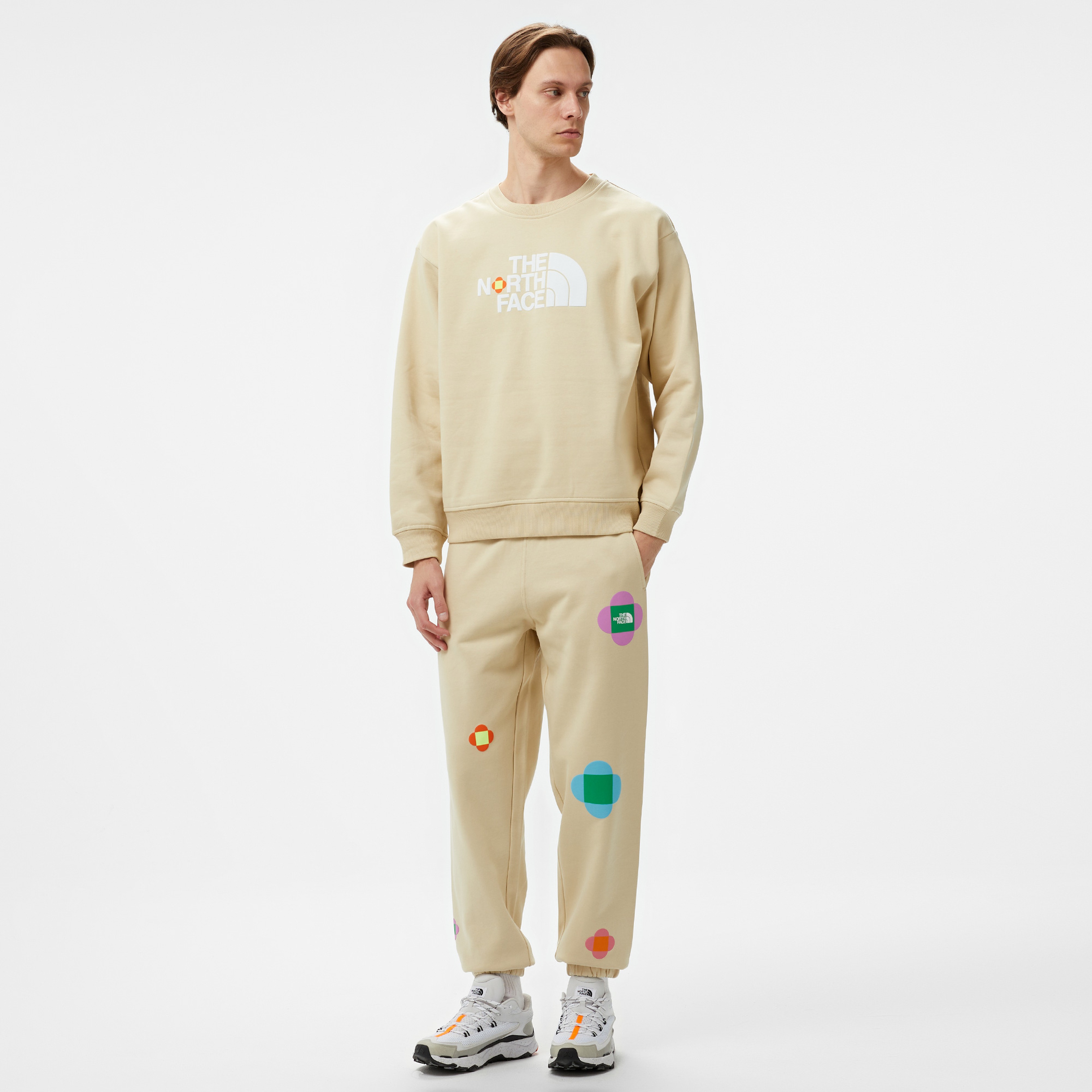 The North Face Yinka Ilori Erkek Kahverengi Sweatshirt