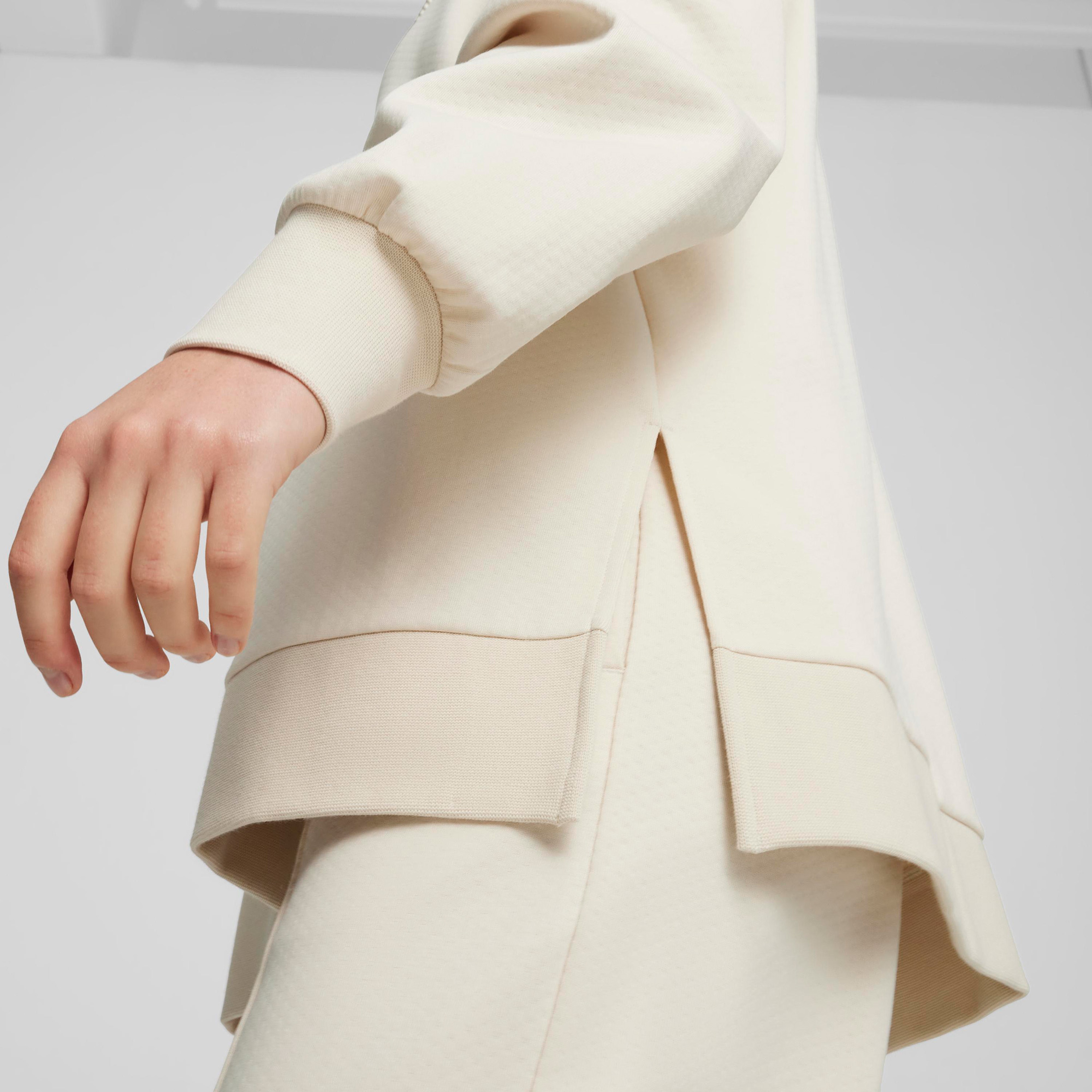 Puma Classics Oversized Kadın Beyaz Sweatshirt