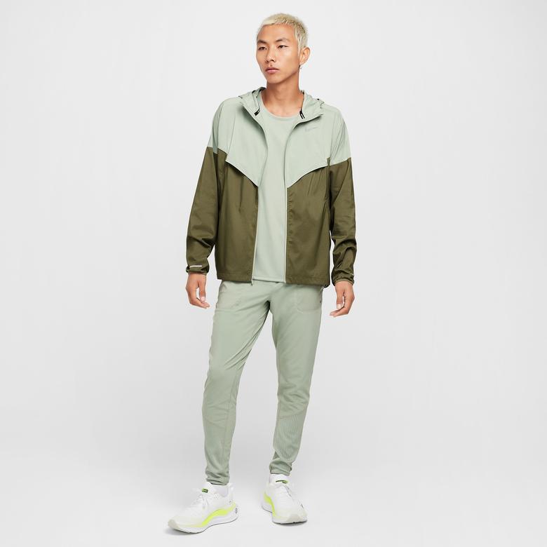 Nike Windrunner Erkek Yeşil Ceket