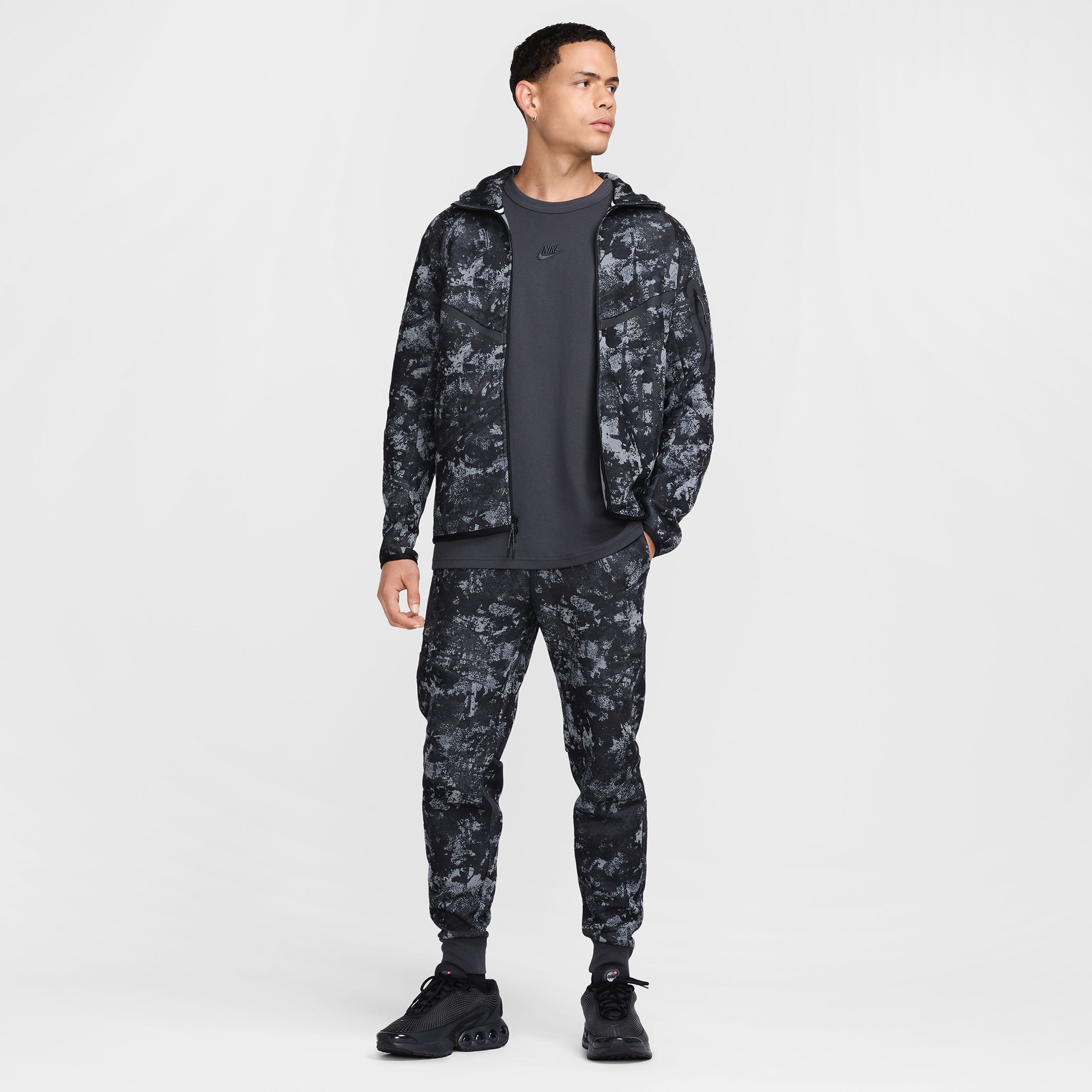 Nike Tech Fleece Erkek Gri Eşofman Altı