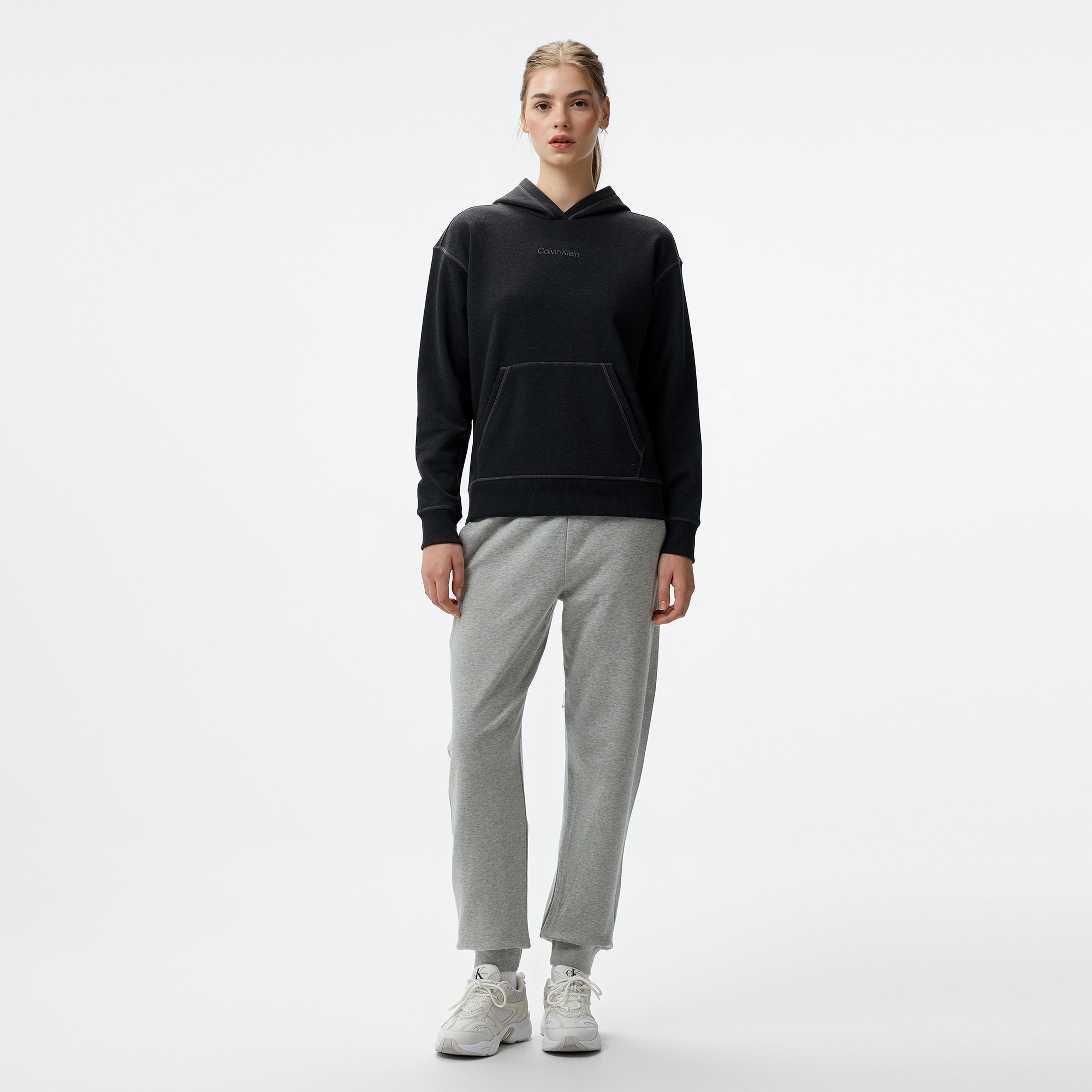 Calvin Klein Kadın Siyah Sweatshirt