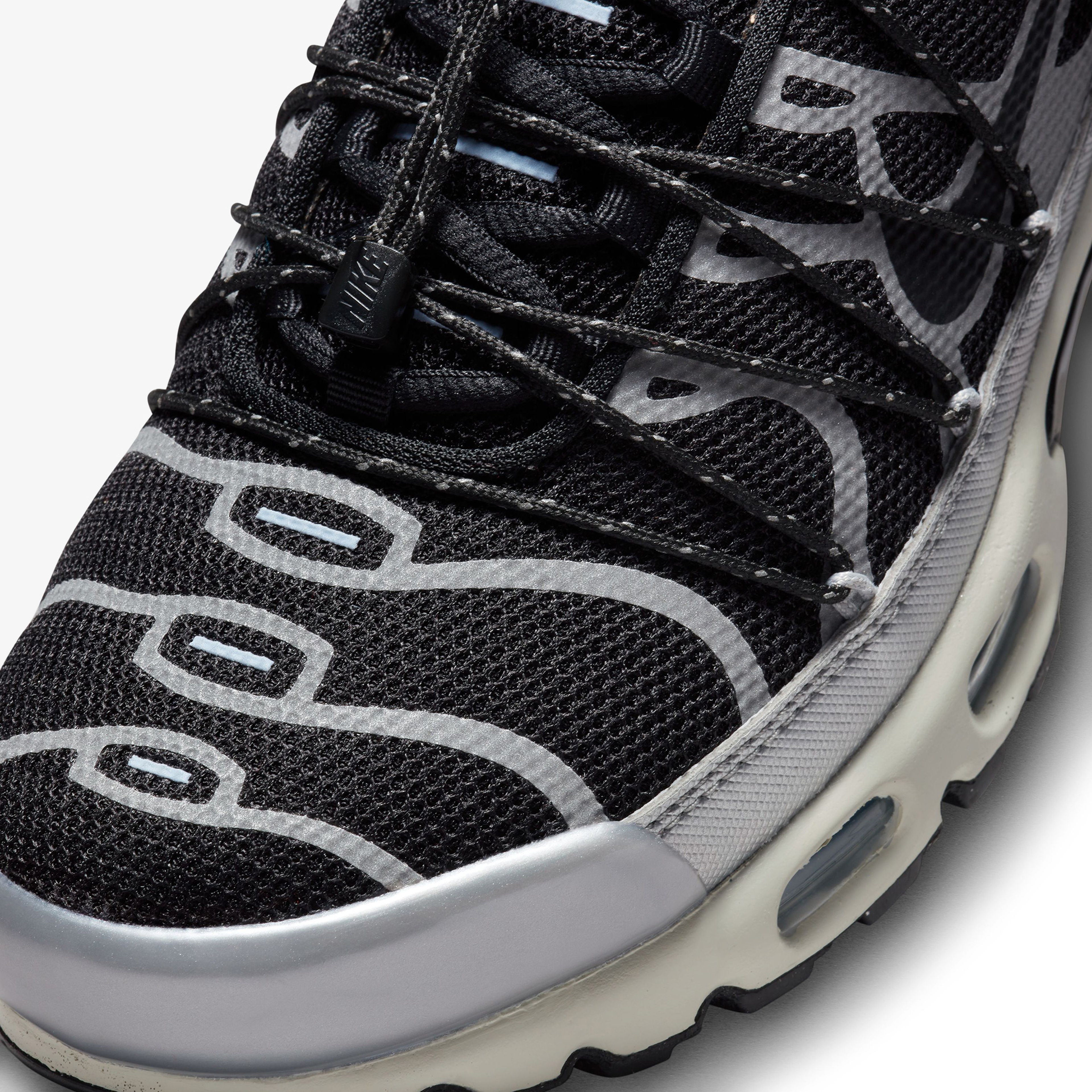 Nike Air Max Plus Kadın Siyah Koşu Ayakkabısı