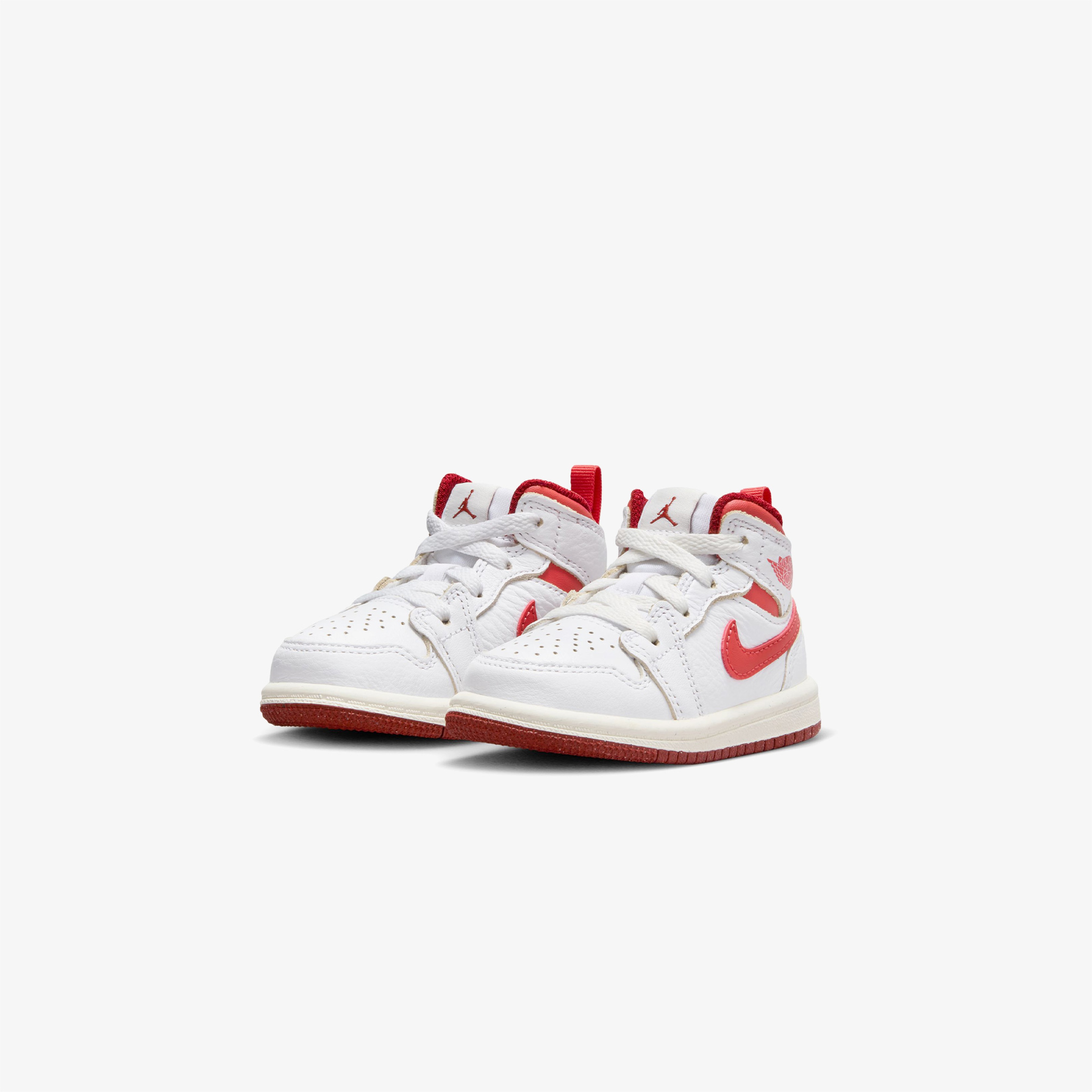 Jordan 1 Mid SE Çocuk Beyaz Spor Ayakkabı