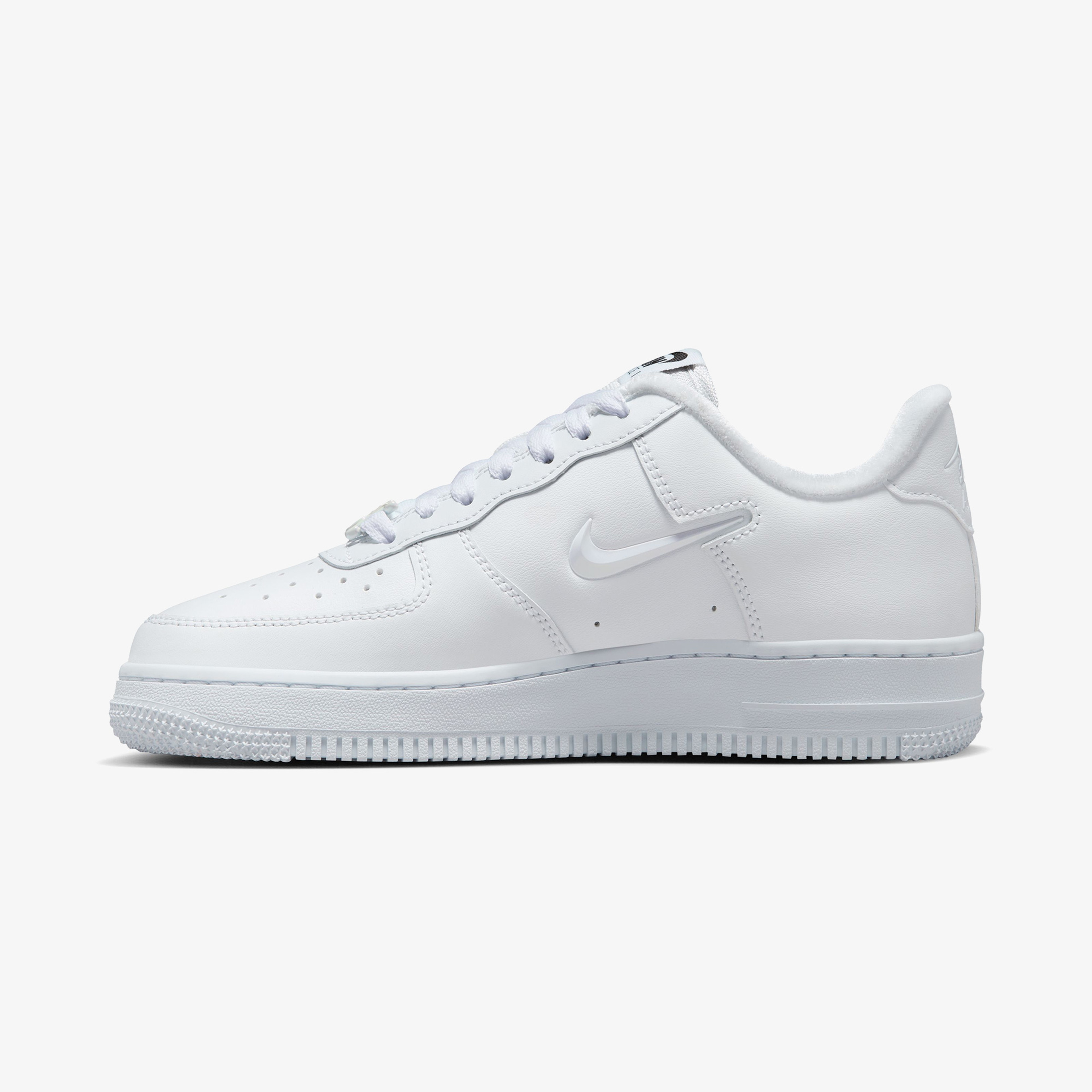 Nike Air Force 1 '07 Kadın Beyaz Spor Ayakkabı