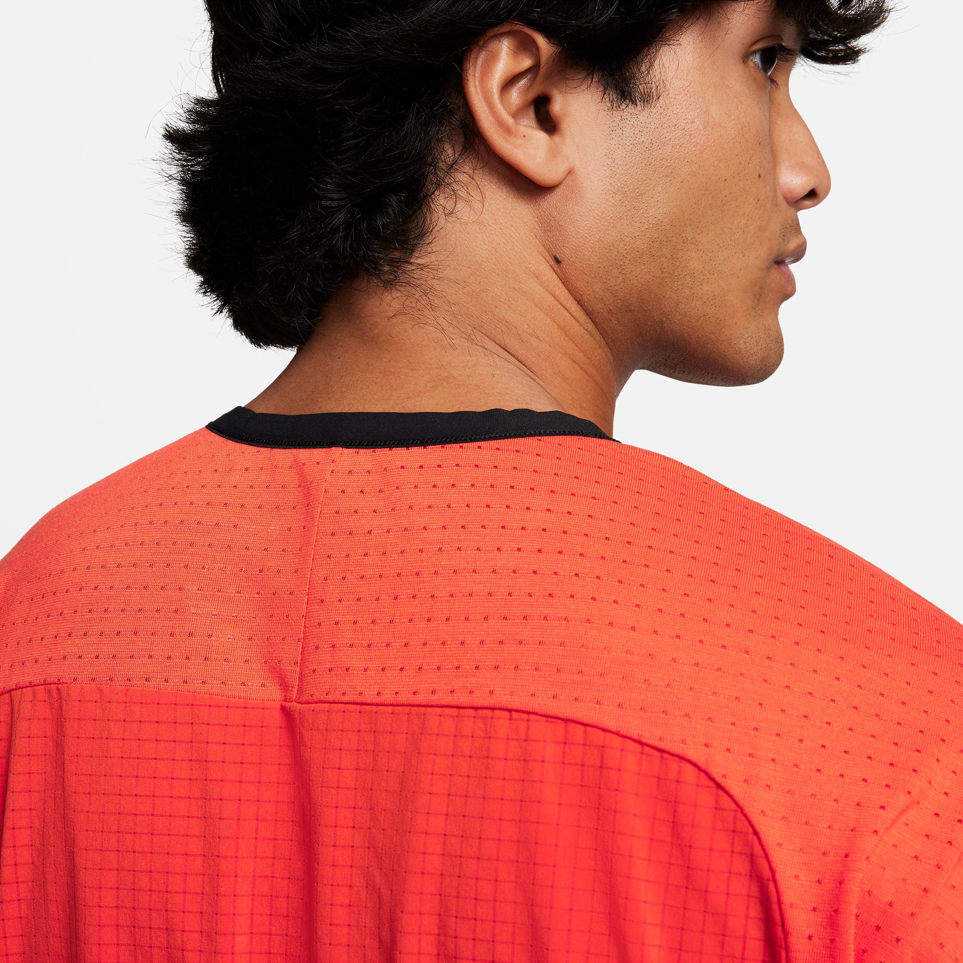 Nike Dri-Fit Trail Solar Chase Erkek Turuncu T-Shirt