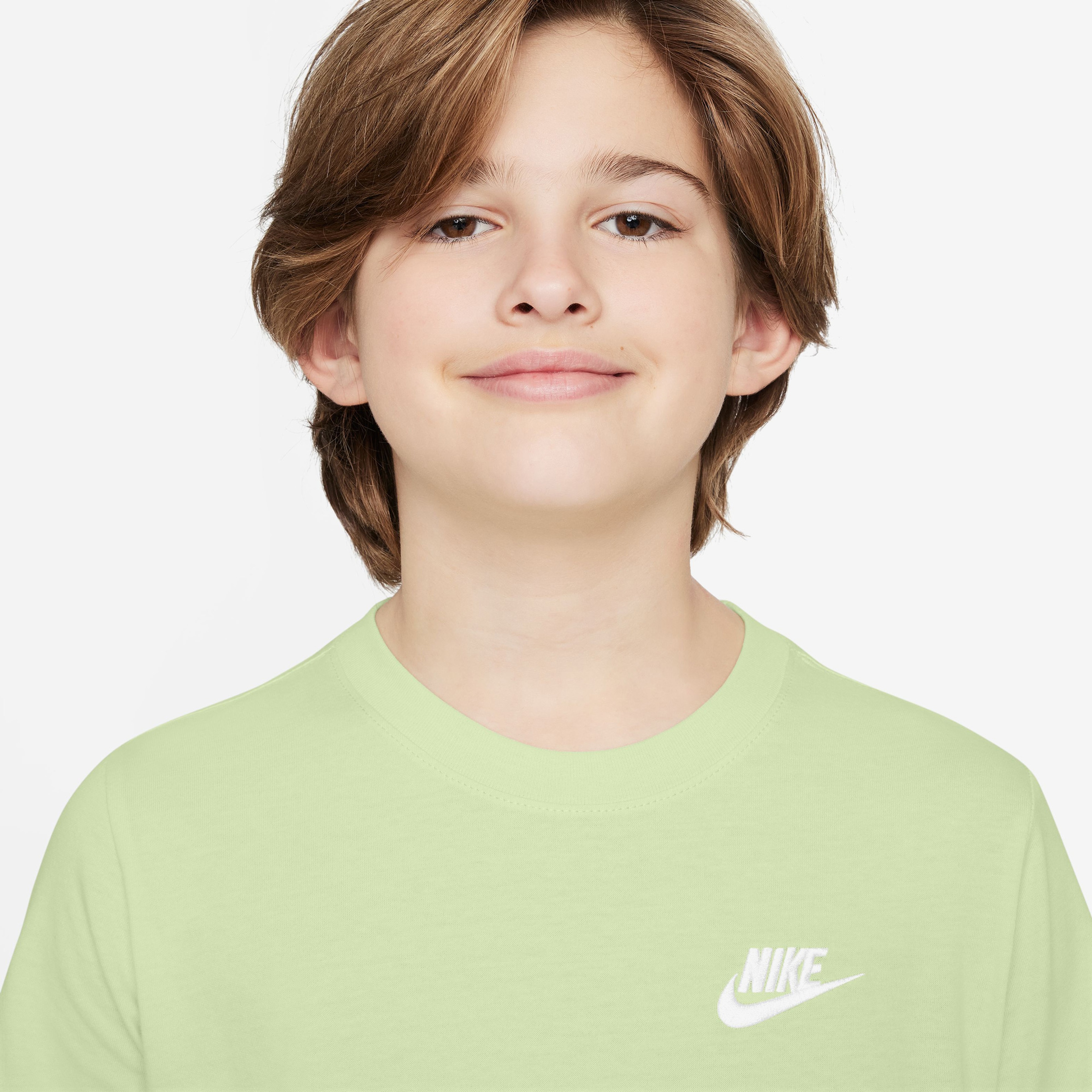 Nike Sportswear Futura Çocuk Yeşil T-Shirt