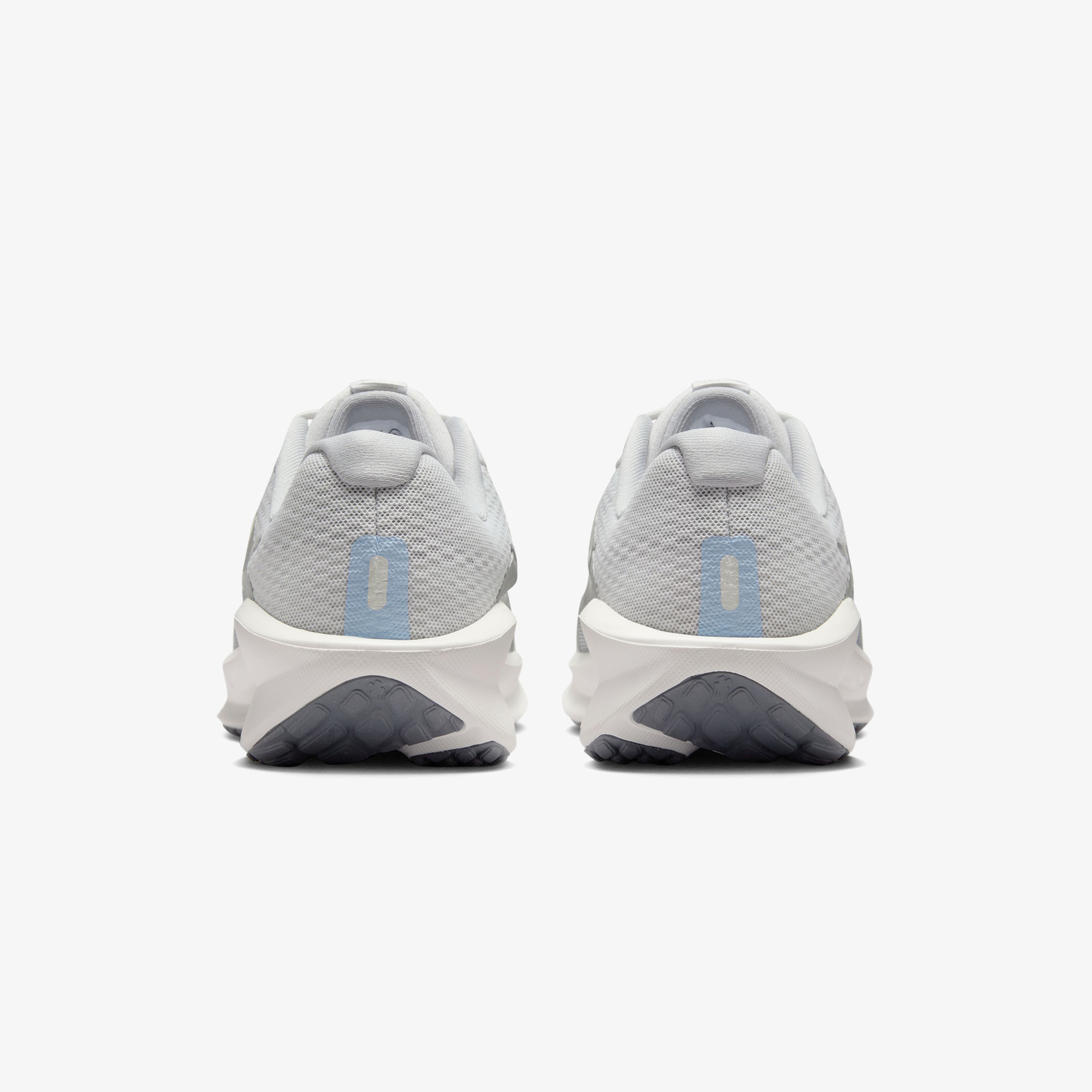 Nike Downshifter 13 Kadın Gri Koşu Ayakkabısı