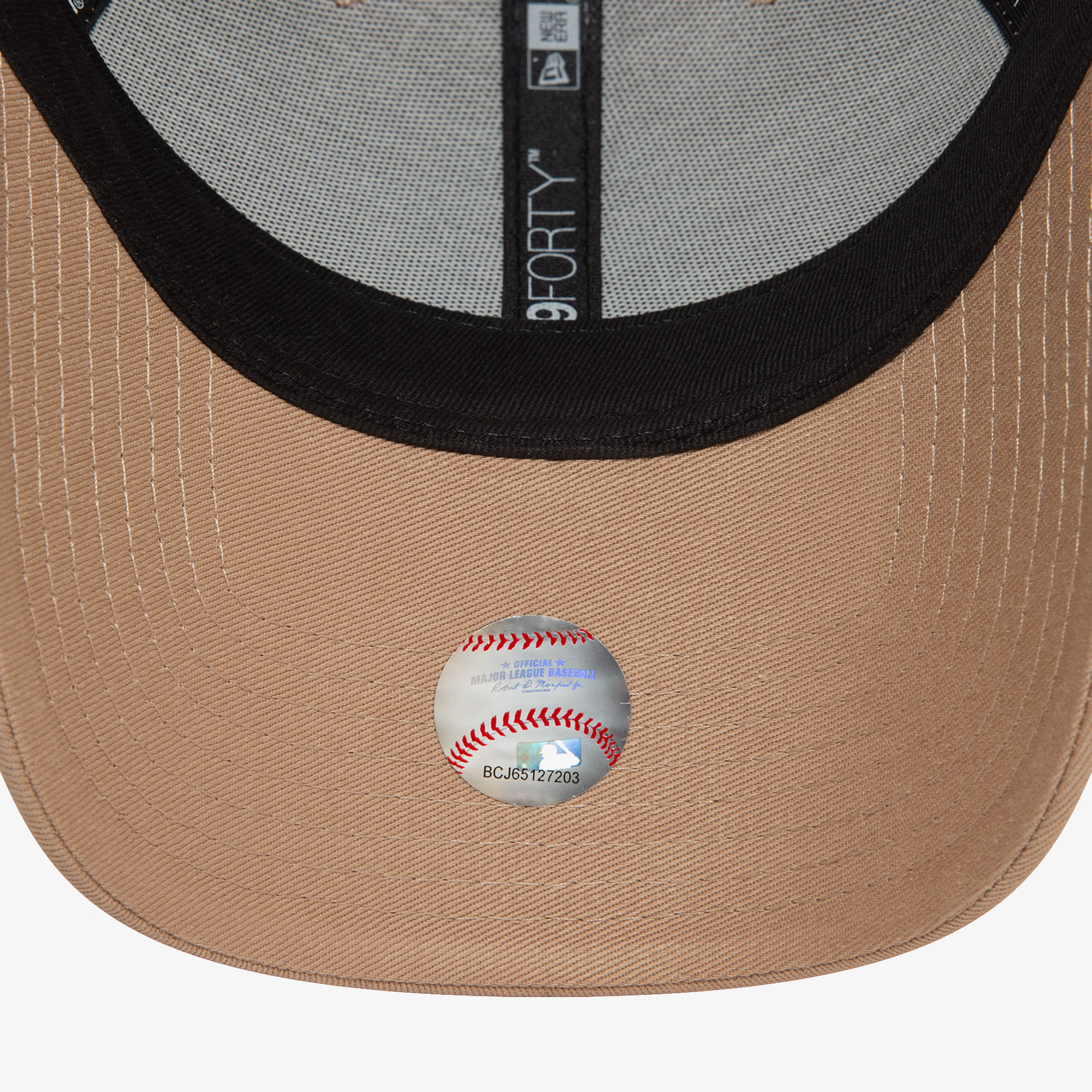 New Era Metallic 9Forty Neyyan Tta Kadın Bej Şapka