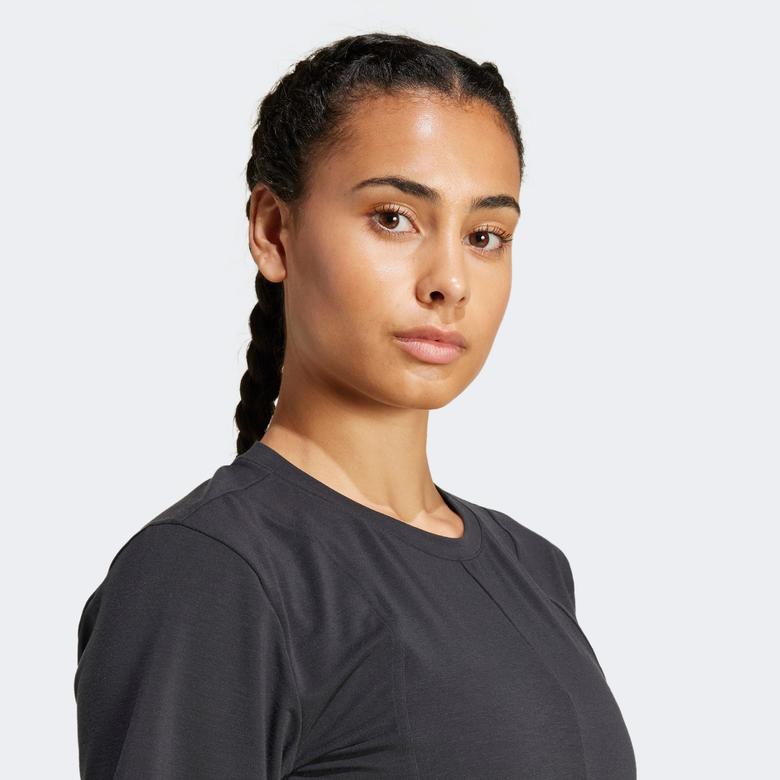 adidas Classic Kadın Siyah Antrenman T-Shirt