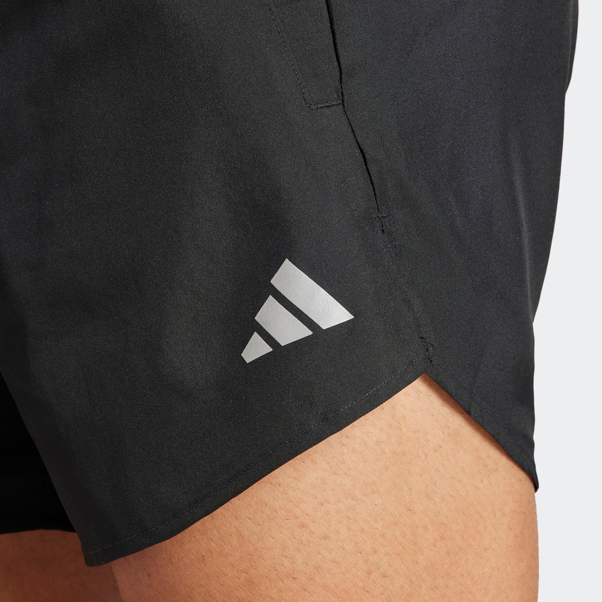 adidas Run It Erkek Siyah Koşu Şortu