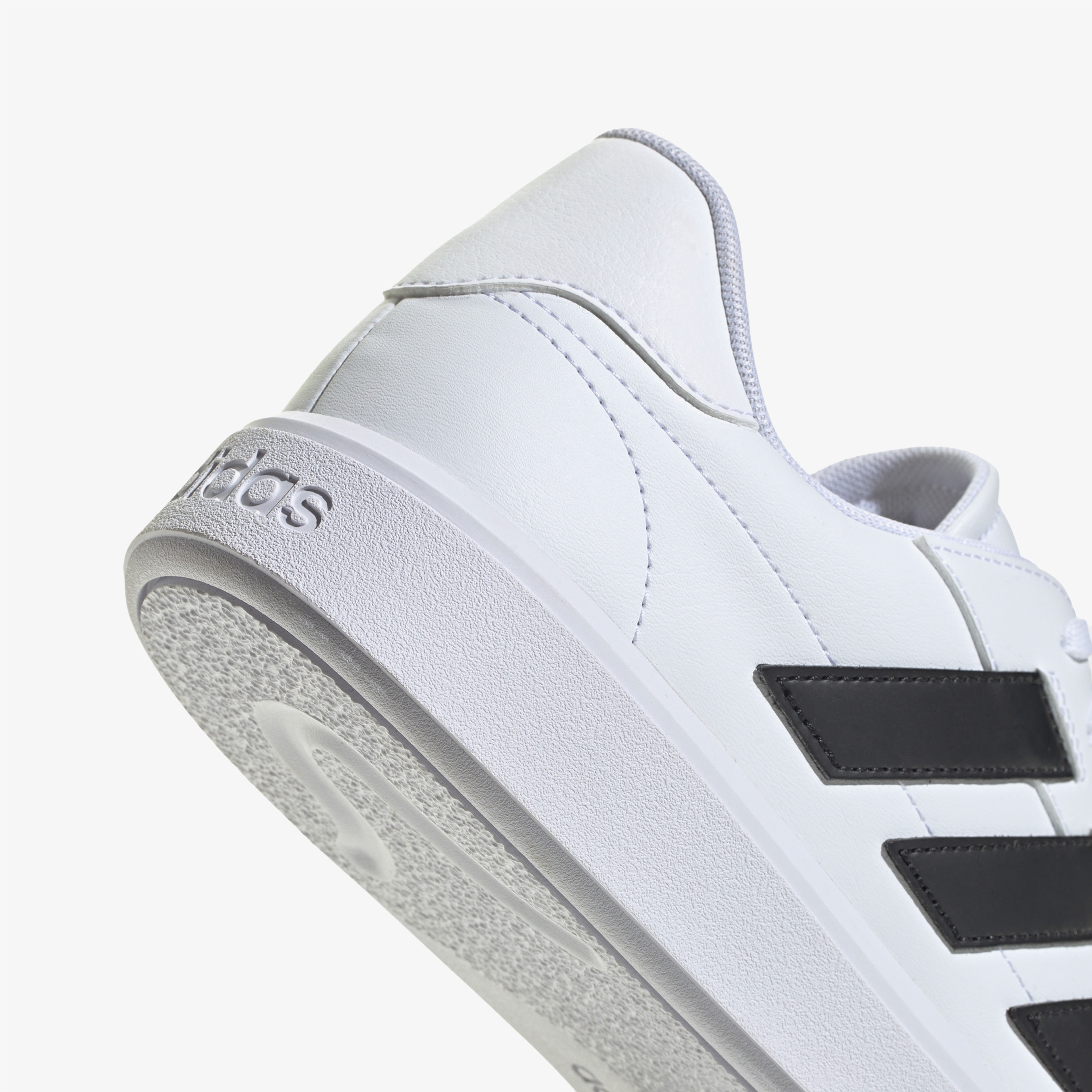 adidas Courtblock Erkek Beyaz Sneaker
