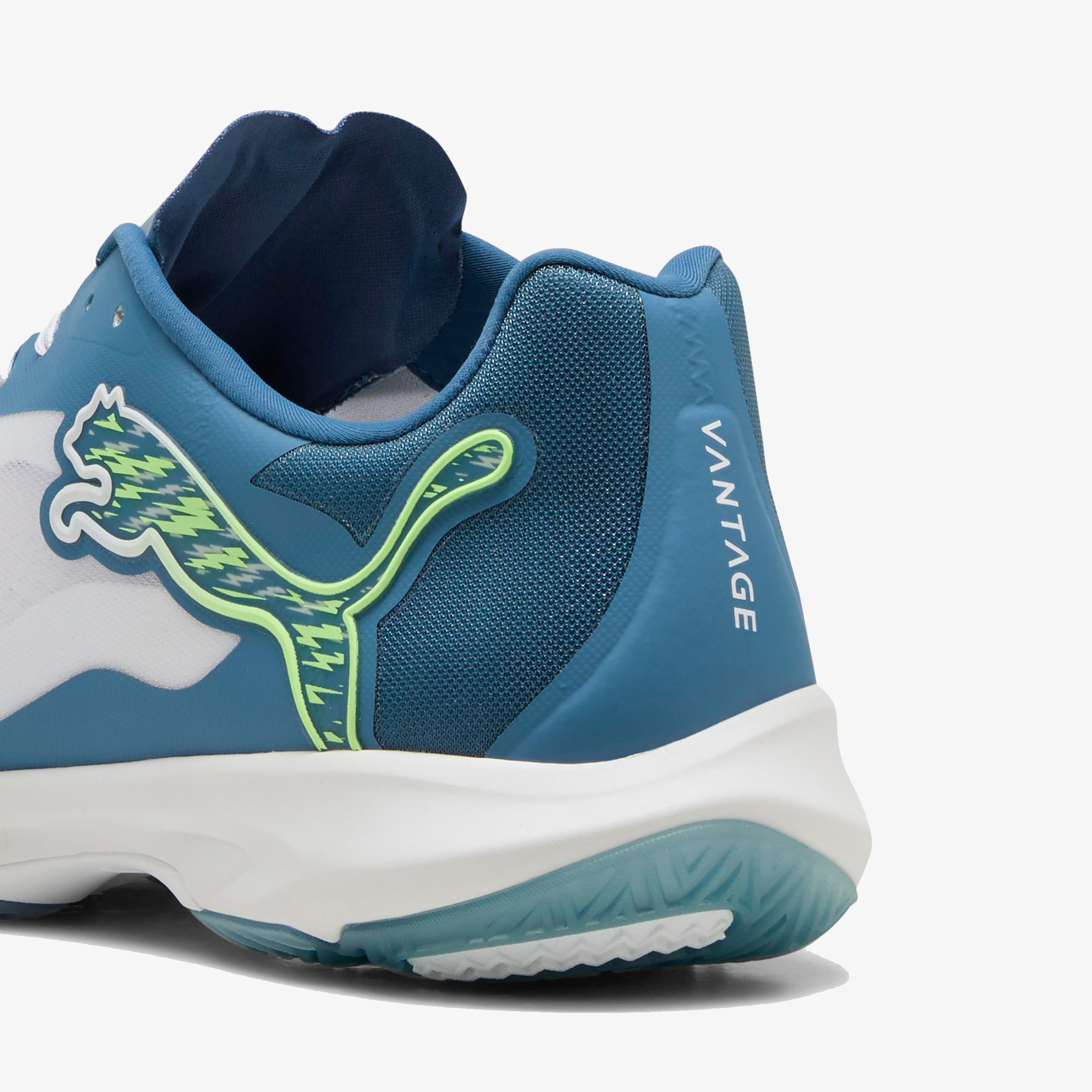 Puma Vantage Nitro Erkek Beyaz Voleybol Ayakkabısı