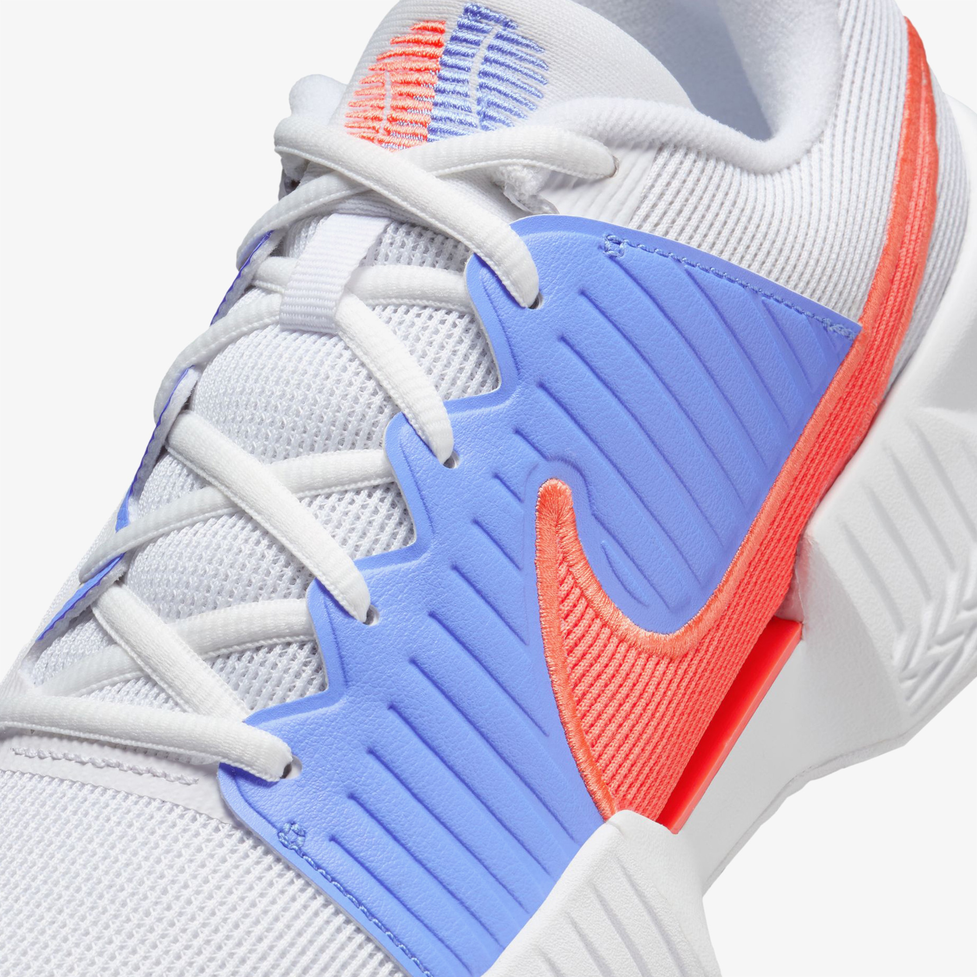 Nike Zoom GP Challenger Pro Kadın Sert Kort Beyaz Tenis Ayakkabısı