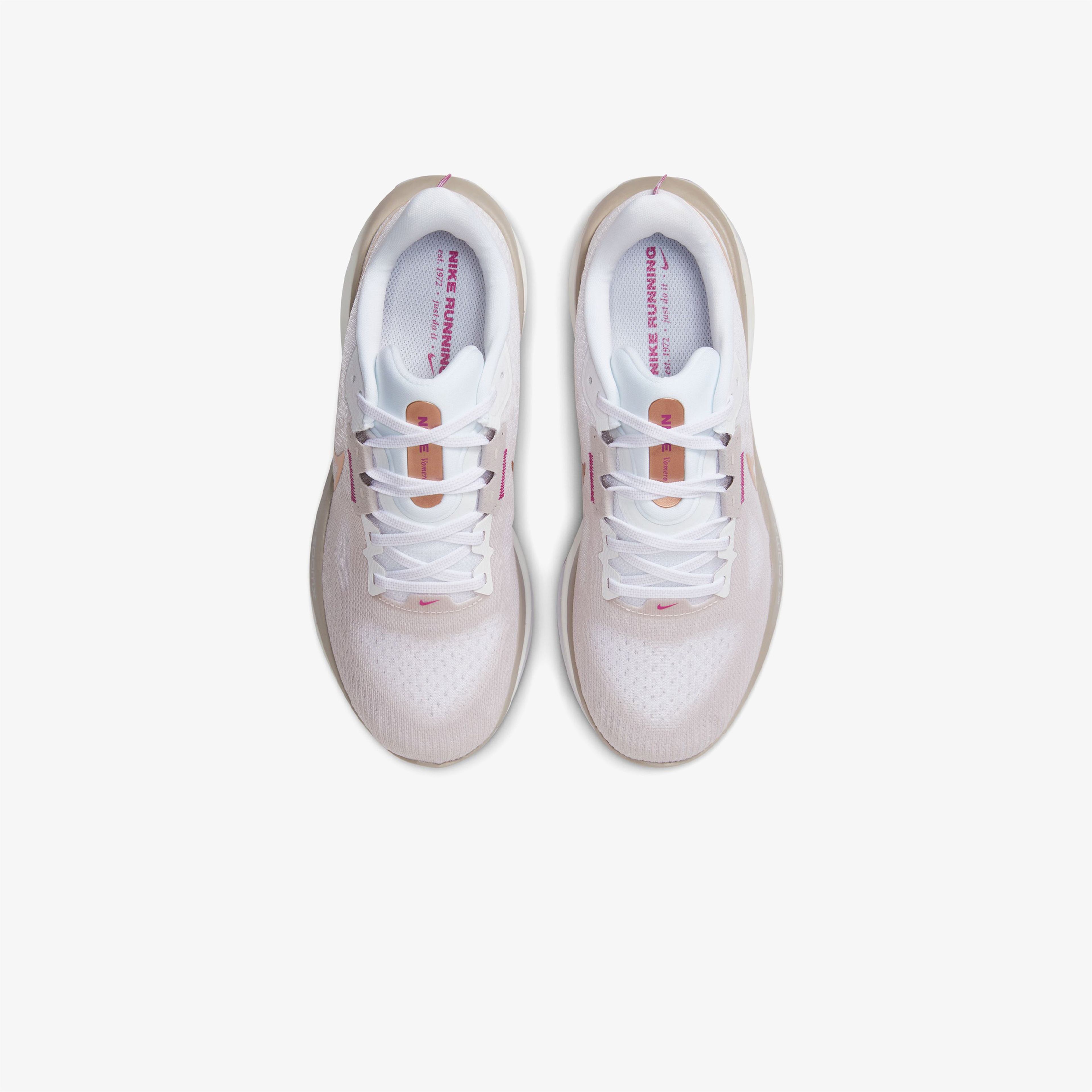 Nike Vomero 17 Kadın Krem Koşu Ayakkabısı