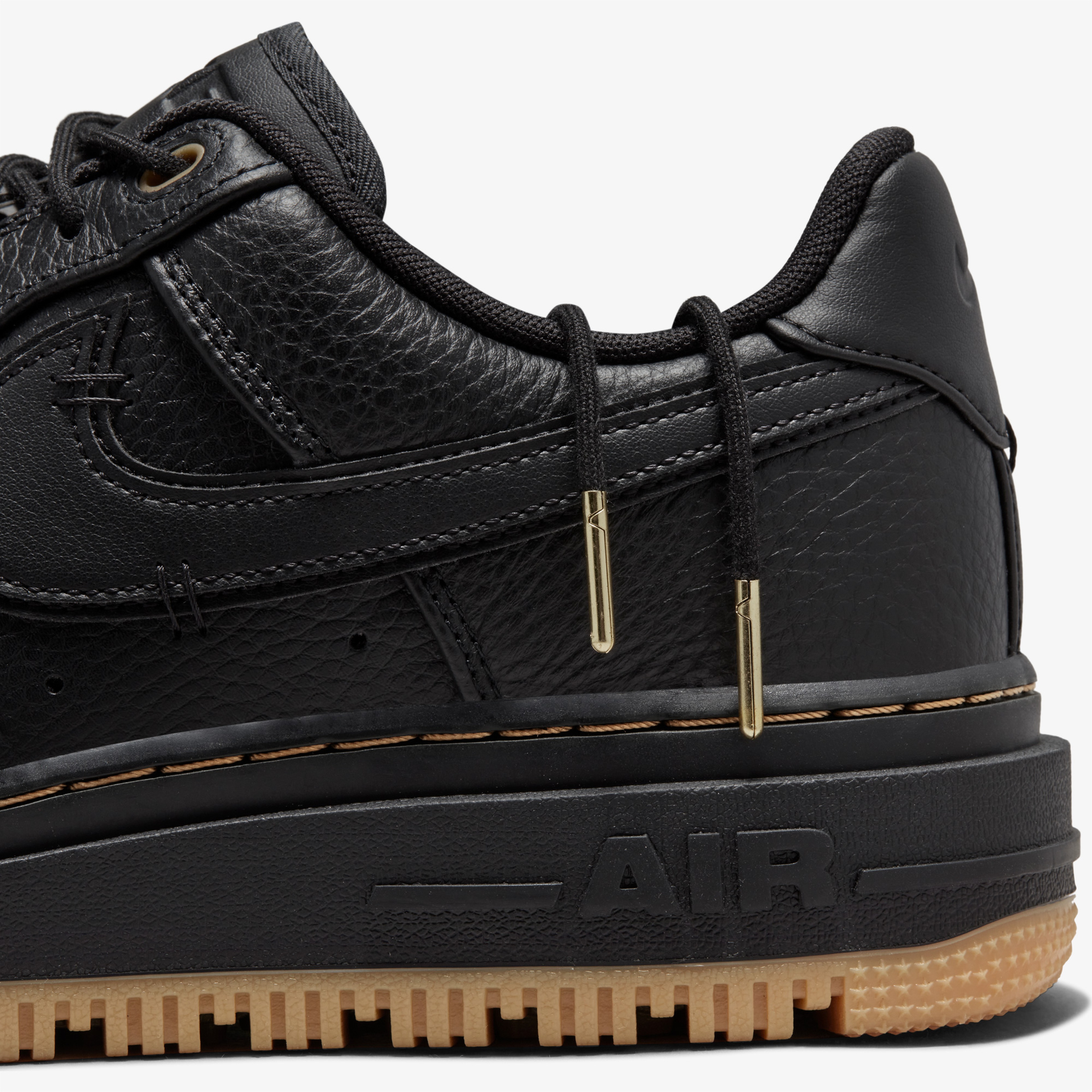 Nike Air Force 1 Luxe Erkek Siyah Spor Ayakkabı