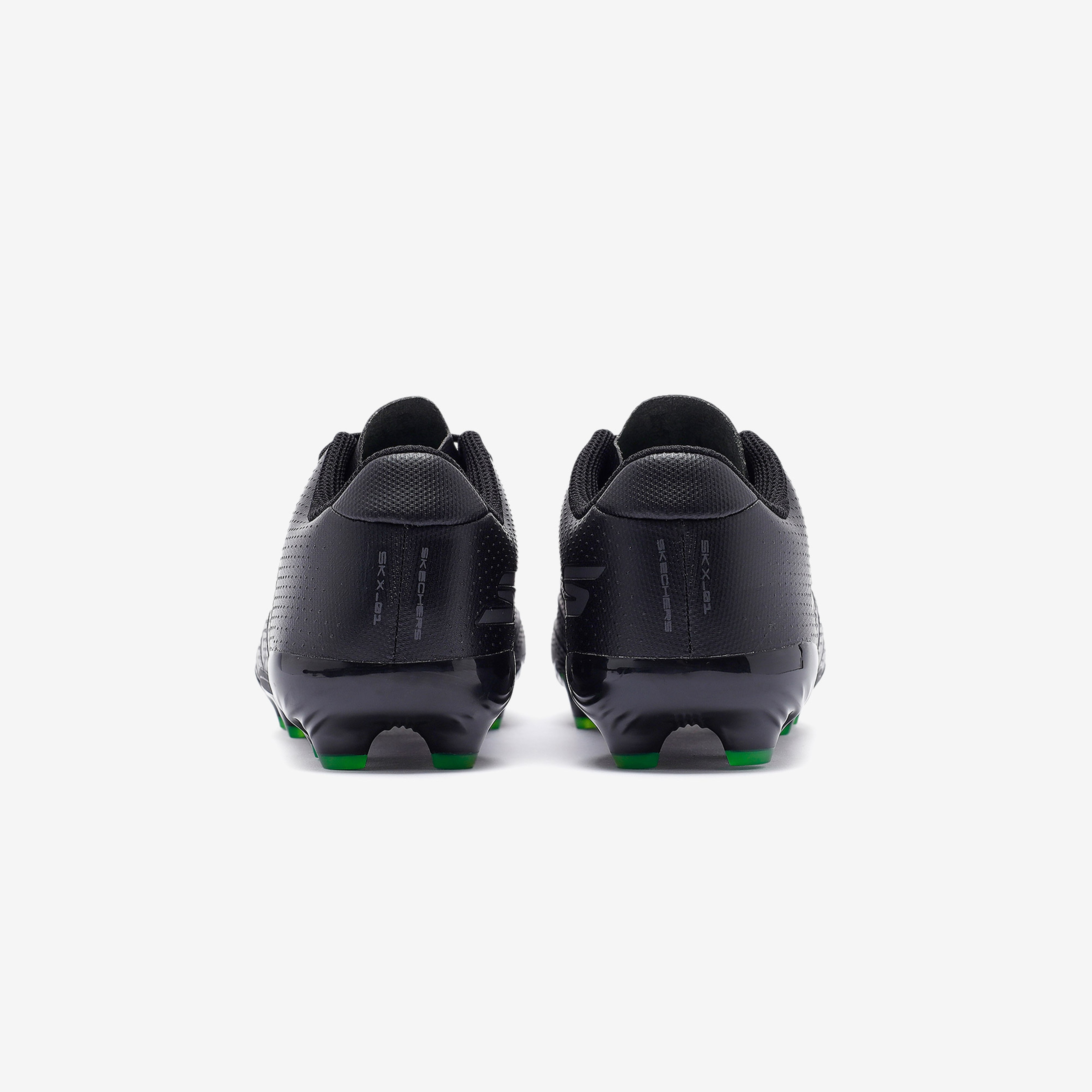 Skechers SKX01 Gold Fg Çocuk Siyah Çim Saha Kramponu