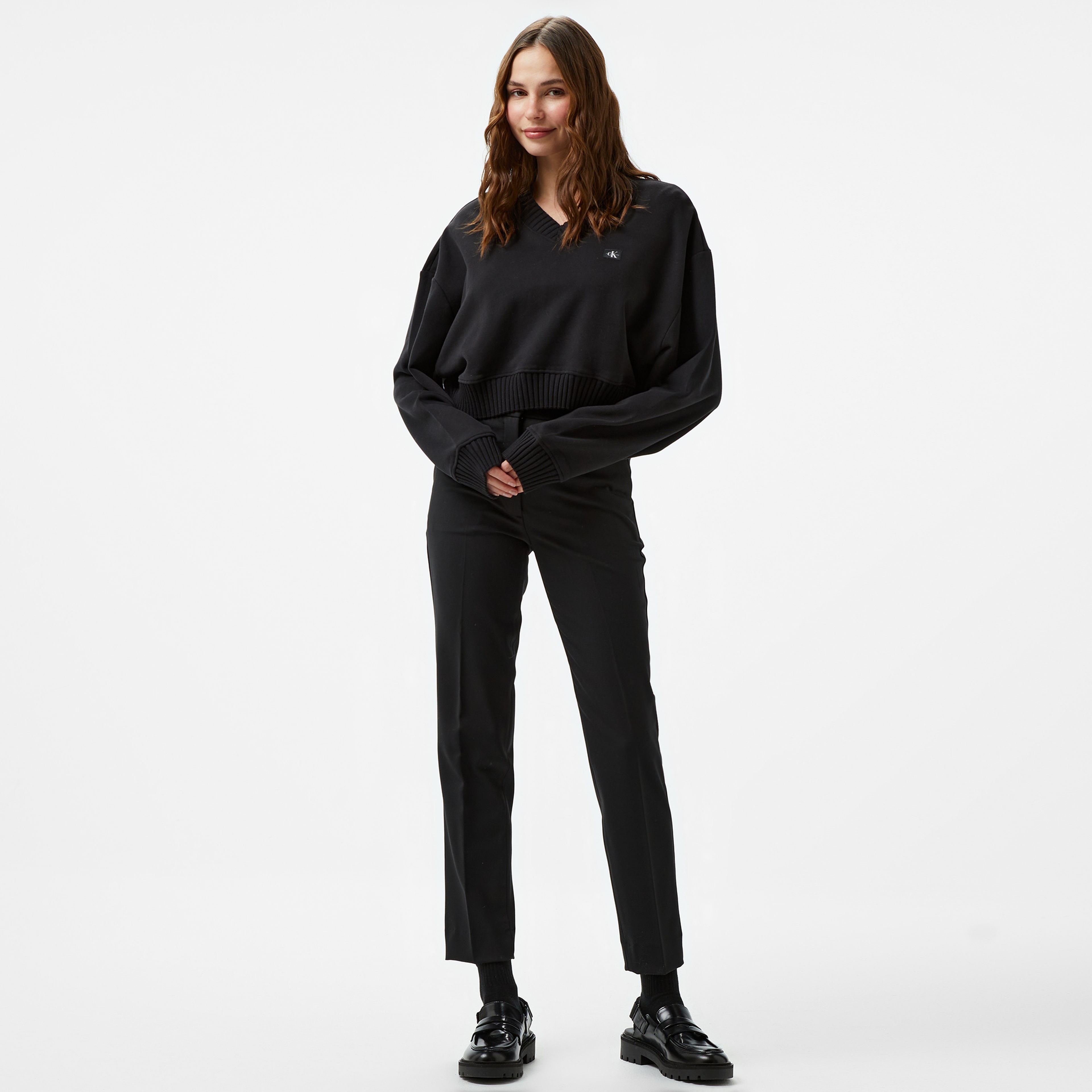 Calvin Klein Jeans Woven Label V-Neck Kadın Siyah Sweatshirt