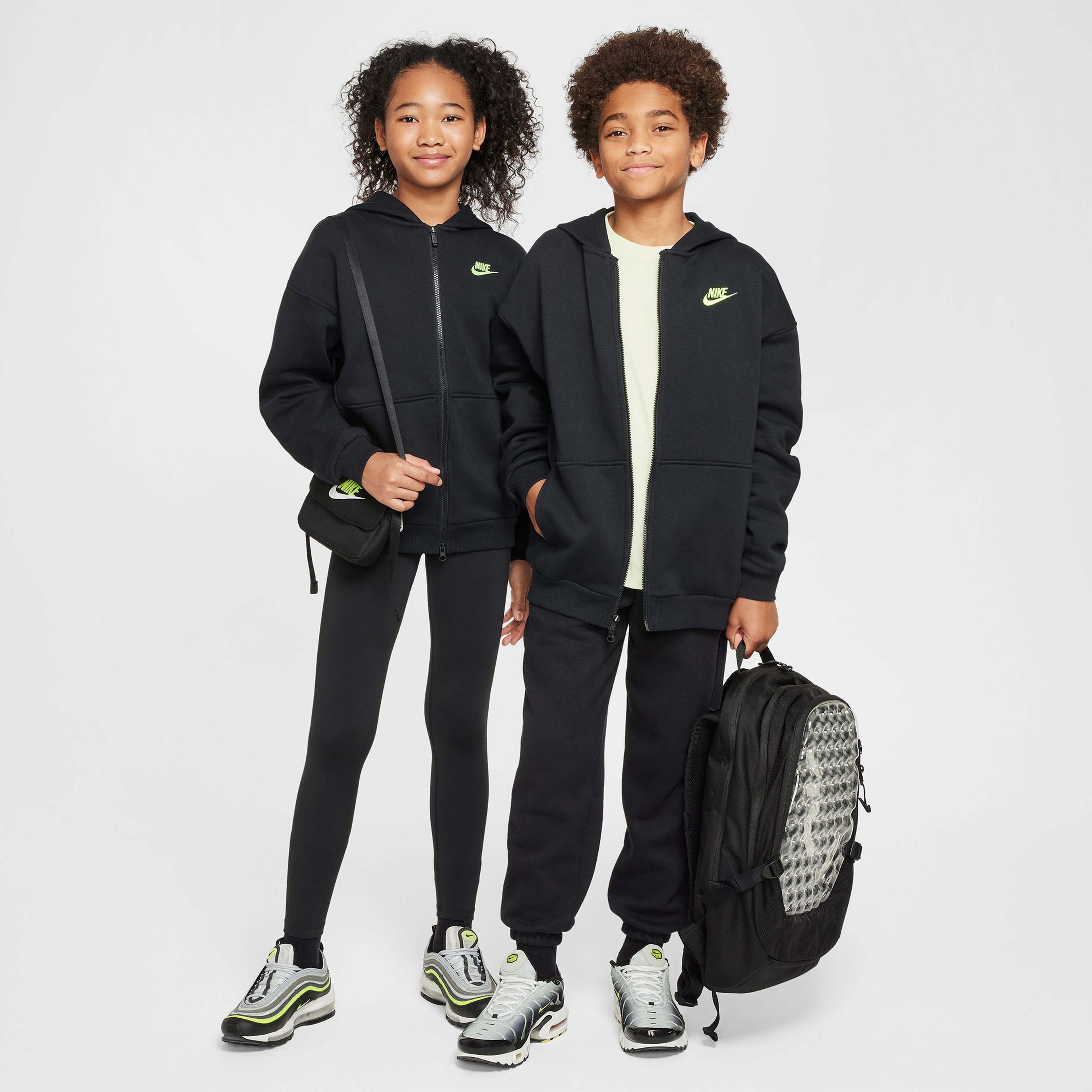 Nike Sportswear Club Fleece Çocuk Siyah Sweatshirt