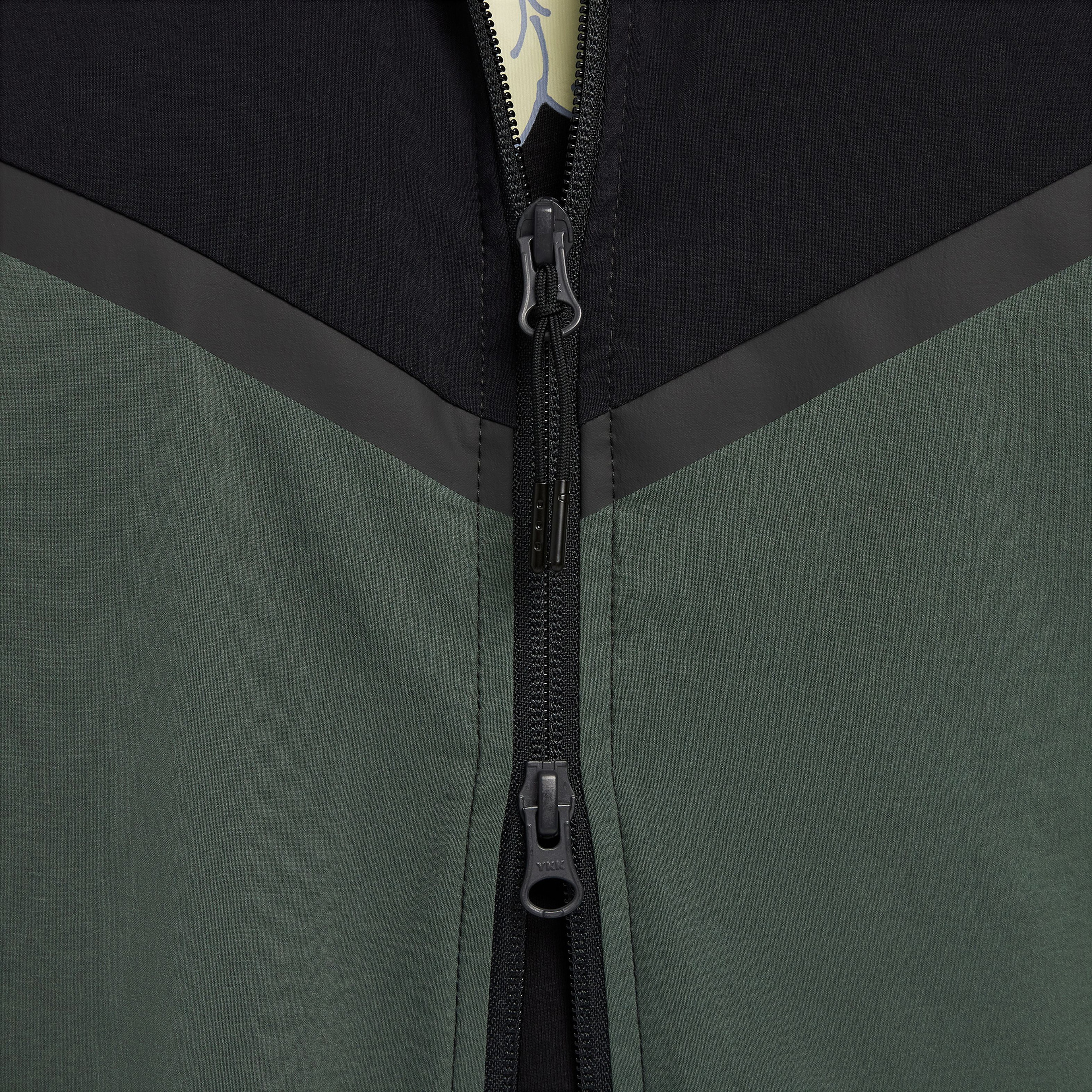 Nike Tech Dokuma Erkek Yeşil Ceket