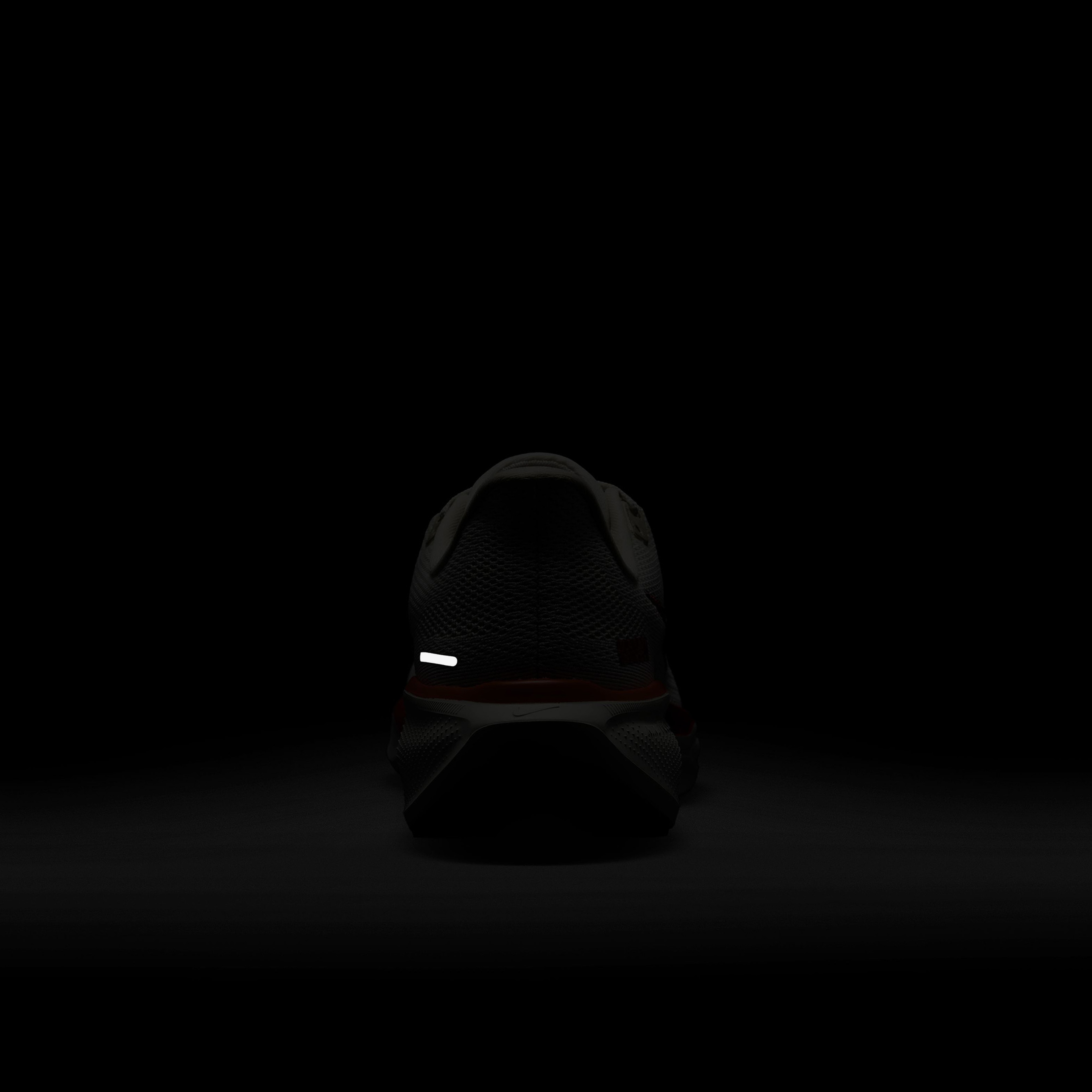 Nike Air Zoom Pegasus 41 Kadın Kırmızı Koşu Ayakkabısı