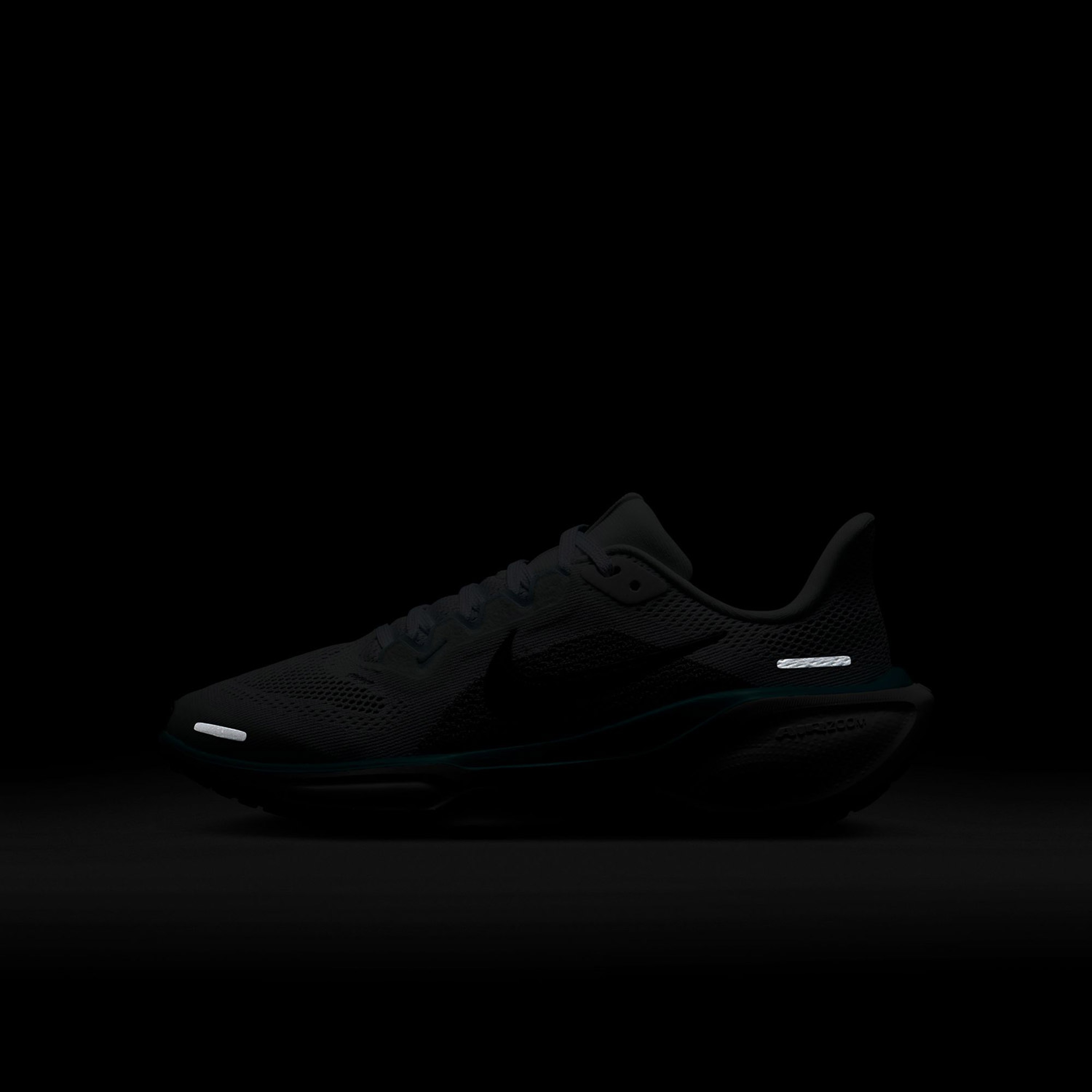 Nike Pegasus 41 Çocuk Beyaz Koşu Ayakkabısı