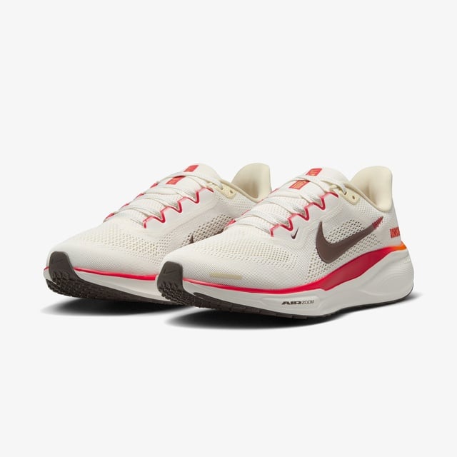 Nike Beyaz Nike Air Zoom Pegasus 41 Kadın Koşu Ayakkabısı