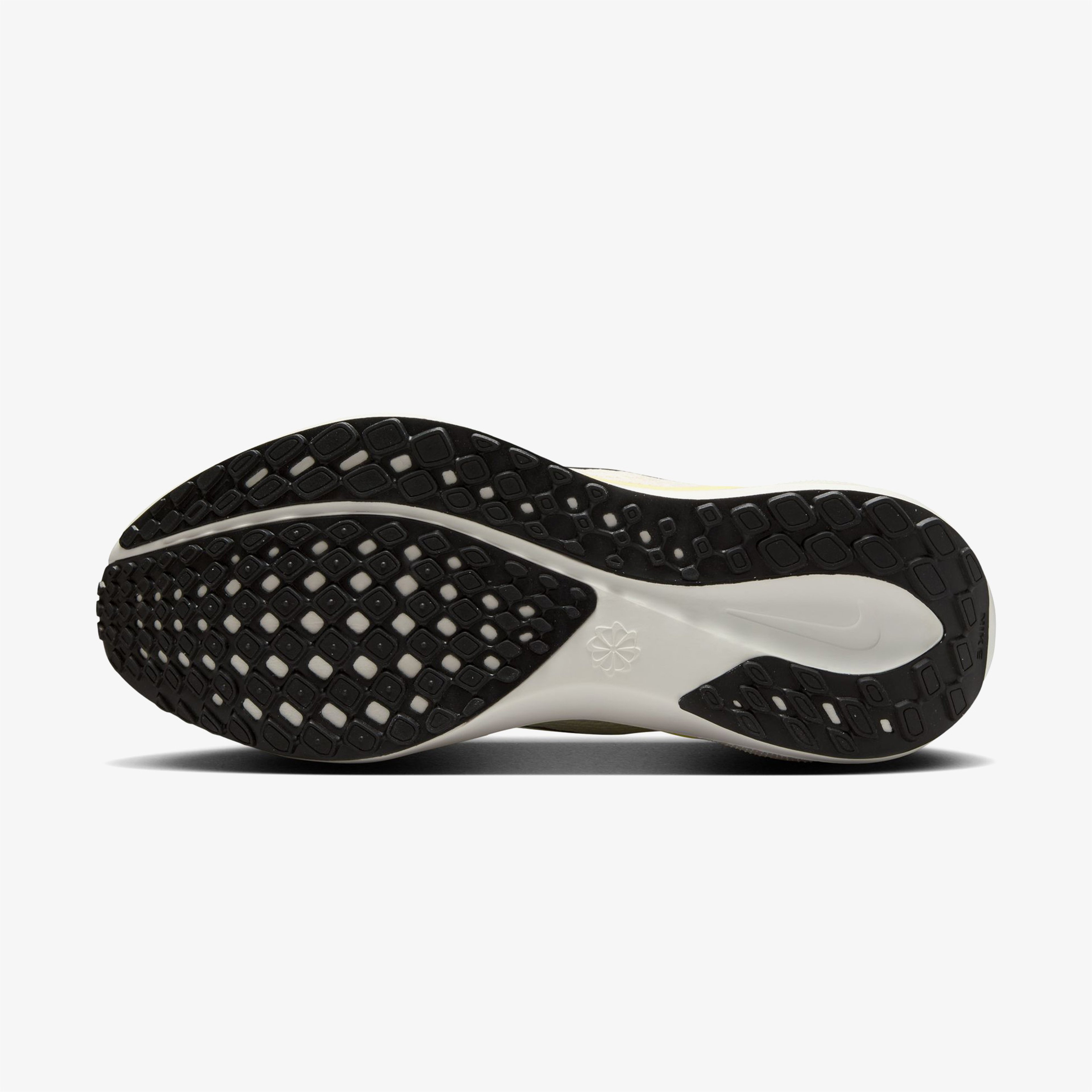 Nike Pegasus EasyOn Kadın Beyaz Koşu Ayakkabısı