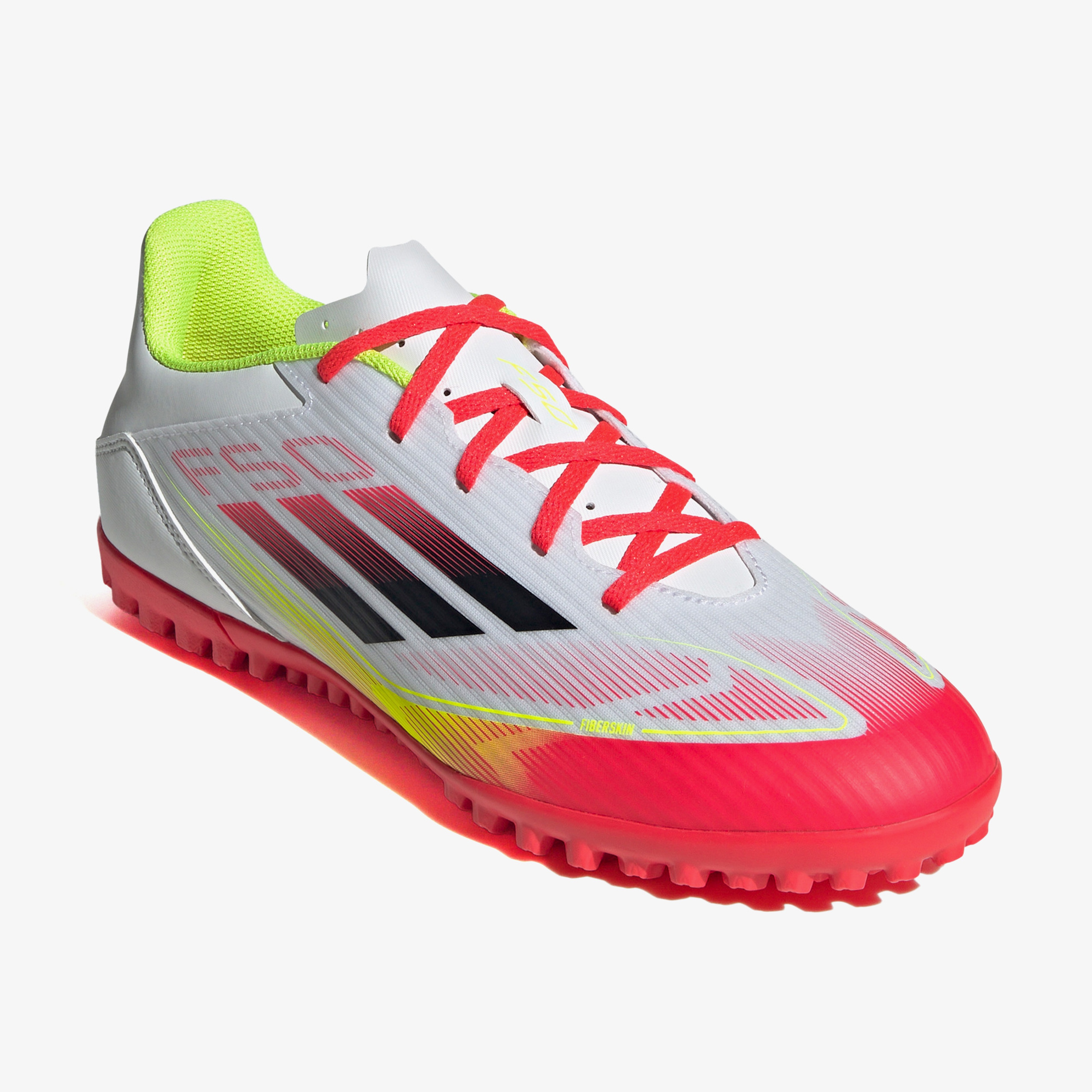 adidas F50 Club Tf Erkek Beyaz Halı Saha Kramponu