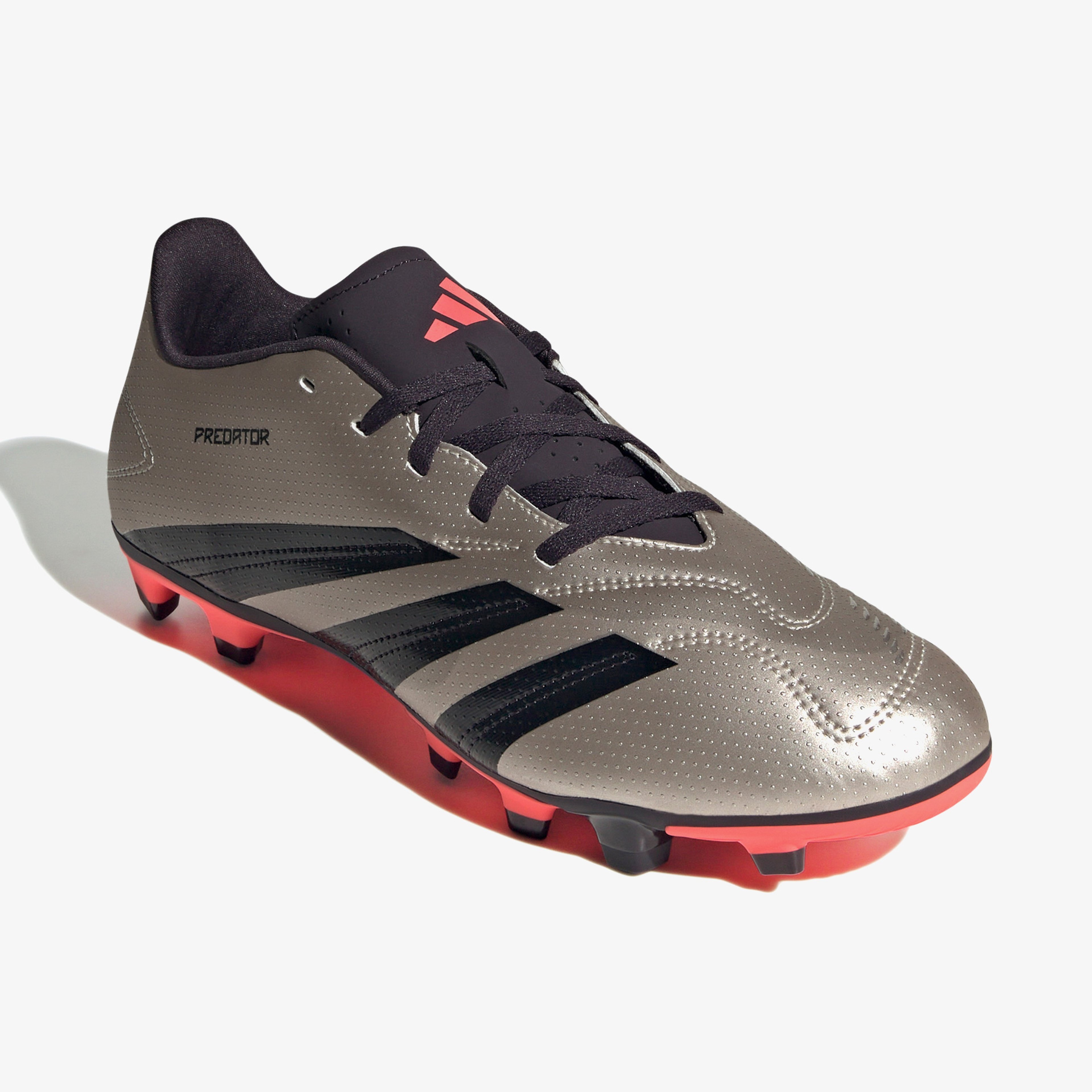 adidas Predator FG Erkek Gri Çim Saha Kramponu