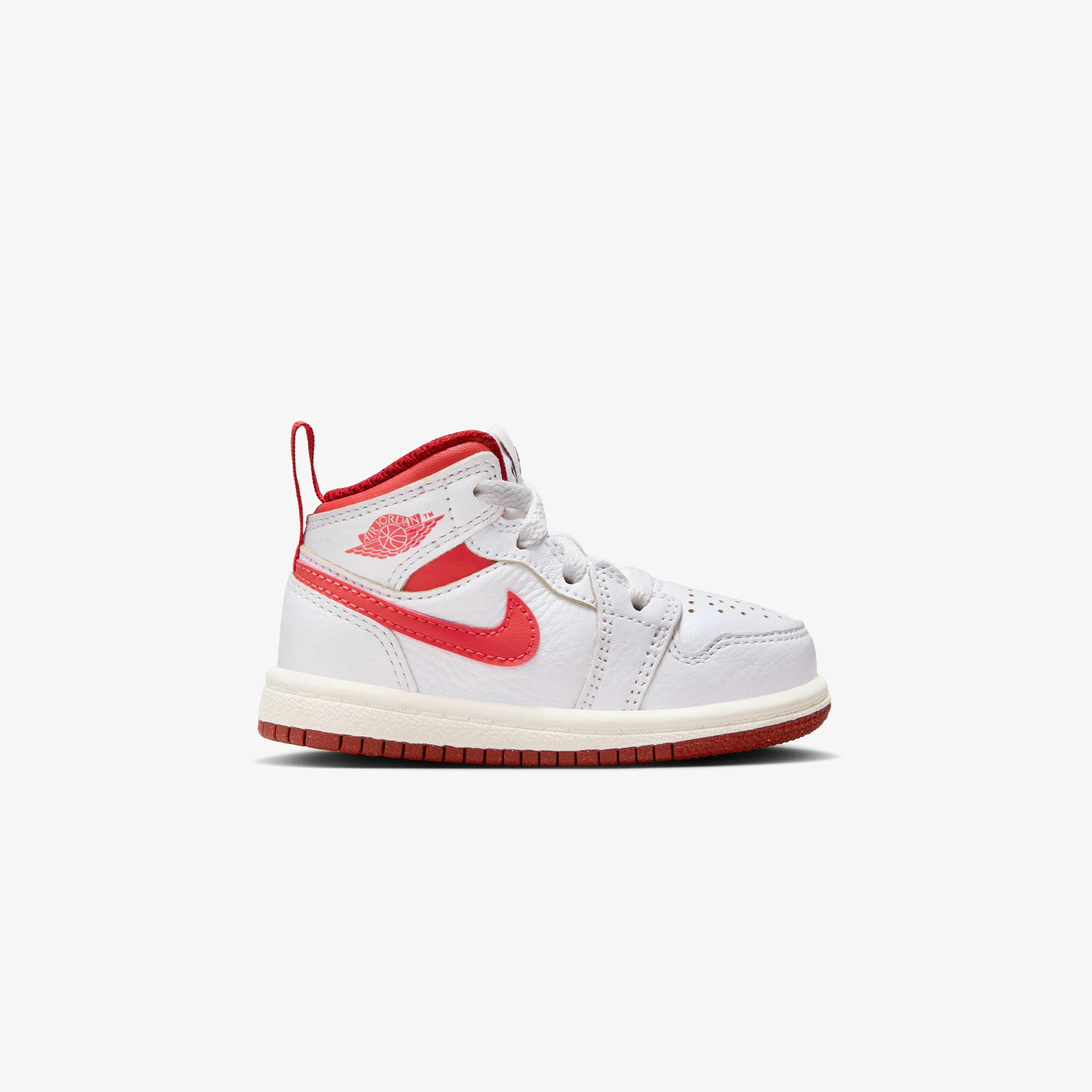 Jordan 1 Mid SE Çocuk Beyaz Spor Ayakkabı