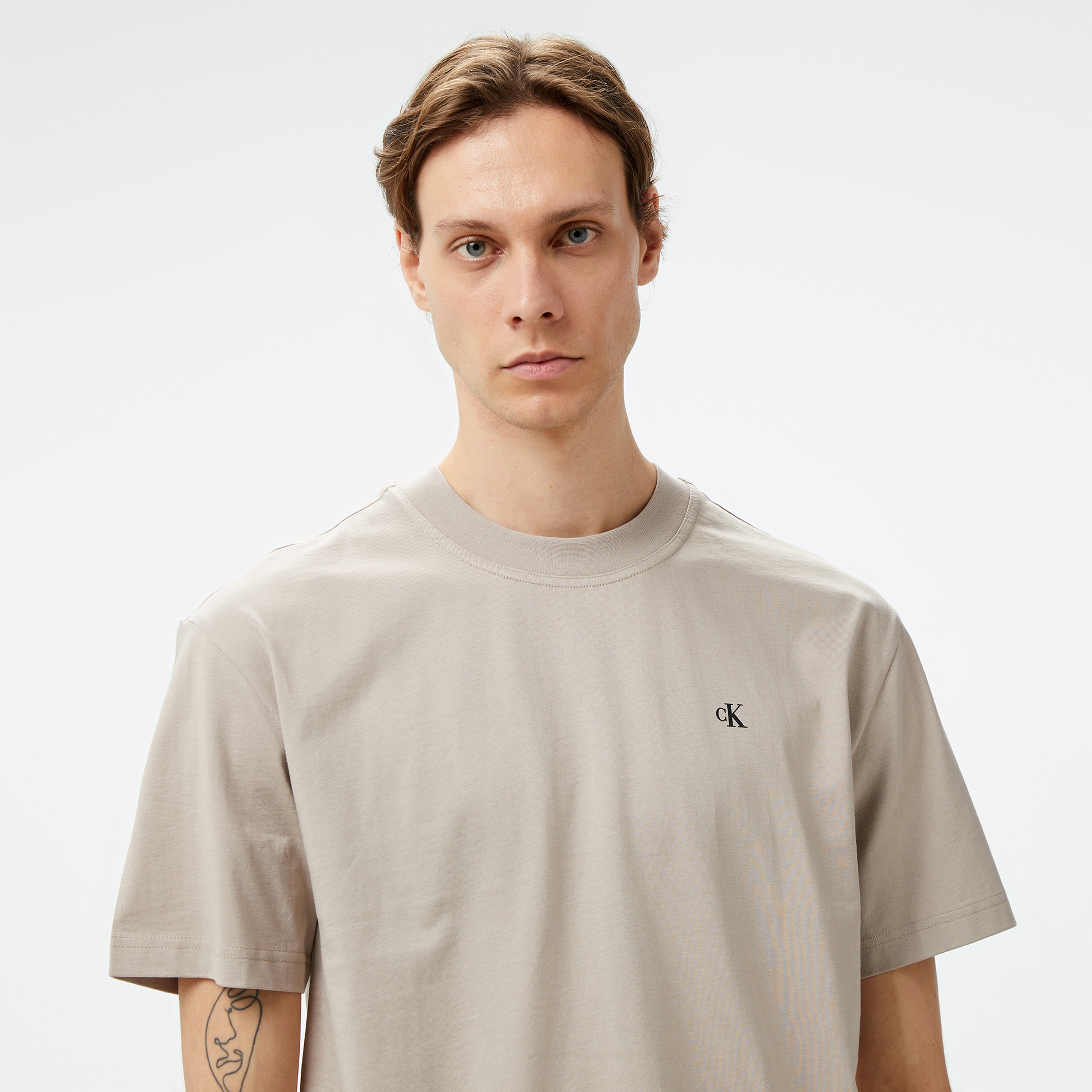 Calvin Klein Jeans Stamp Back Graphic Relaxed Erkek Gri T-Shirt