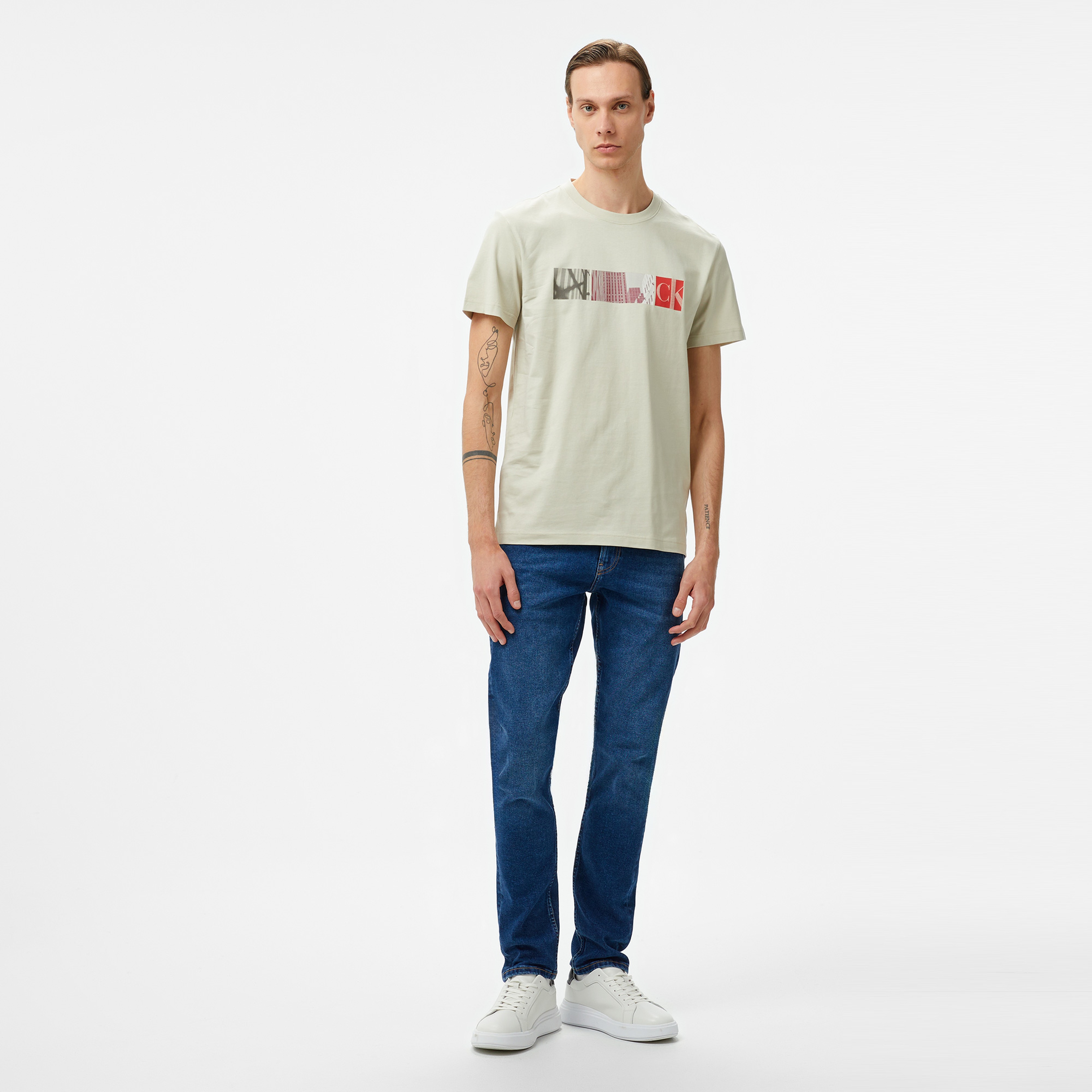 Calvin Klein Jeans City Block Erkek Gri T-Shirt