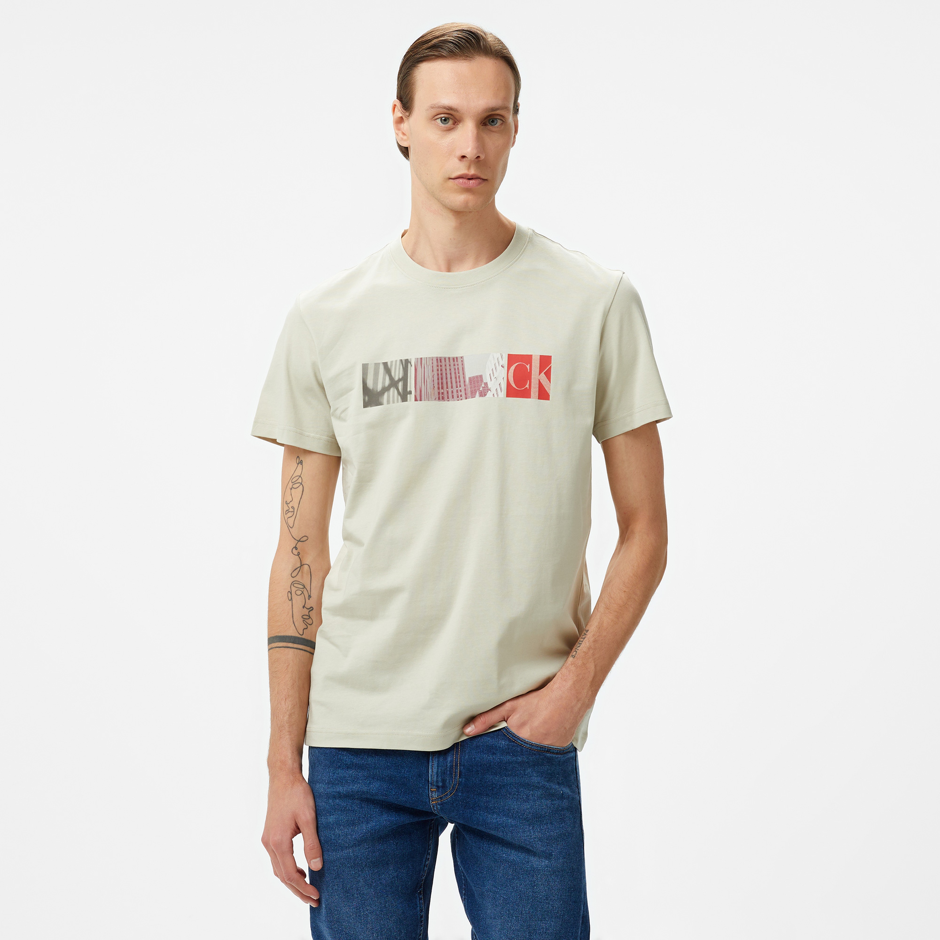 Calvin Klein Jeans City Block Erkek Gri T-Shirt