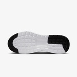 Nike Air Max Nuaxis Kadın Siyah Günlük Sneaker