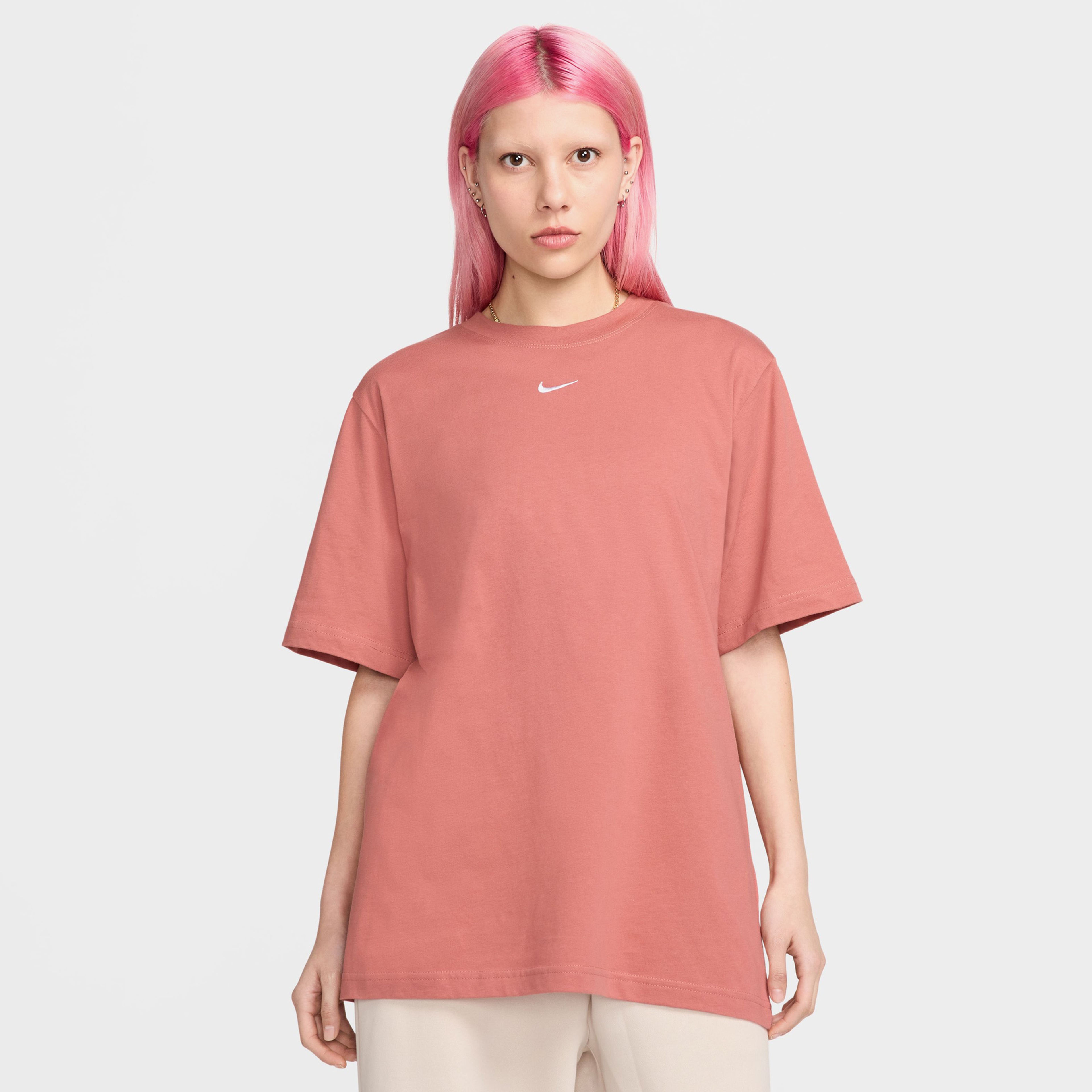 Nike Sportswear Essential Kadın Pembe T-Shirt