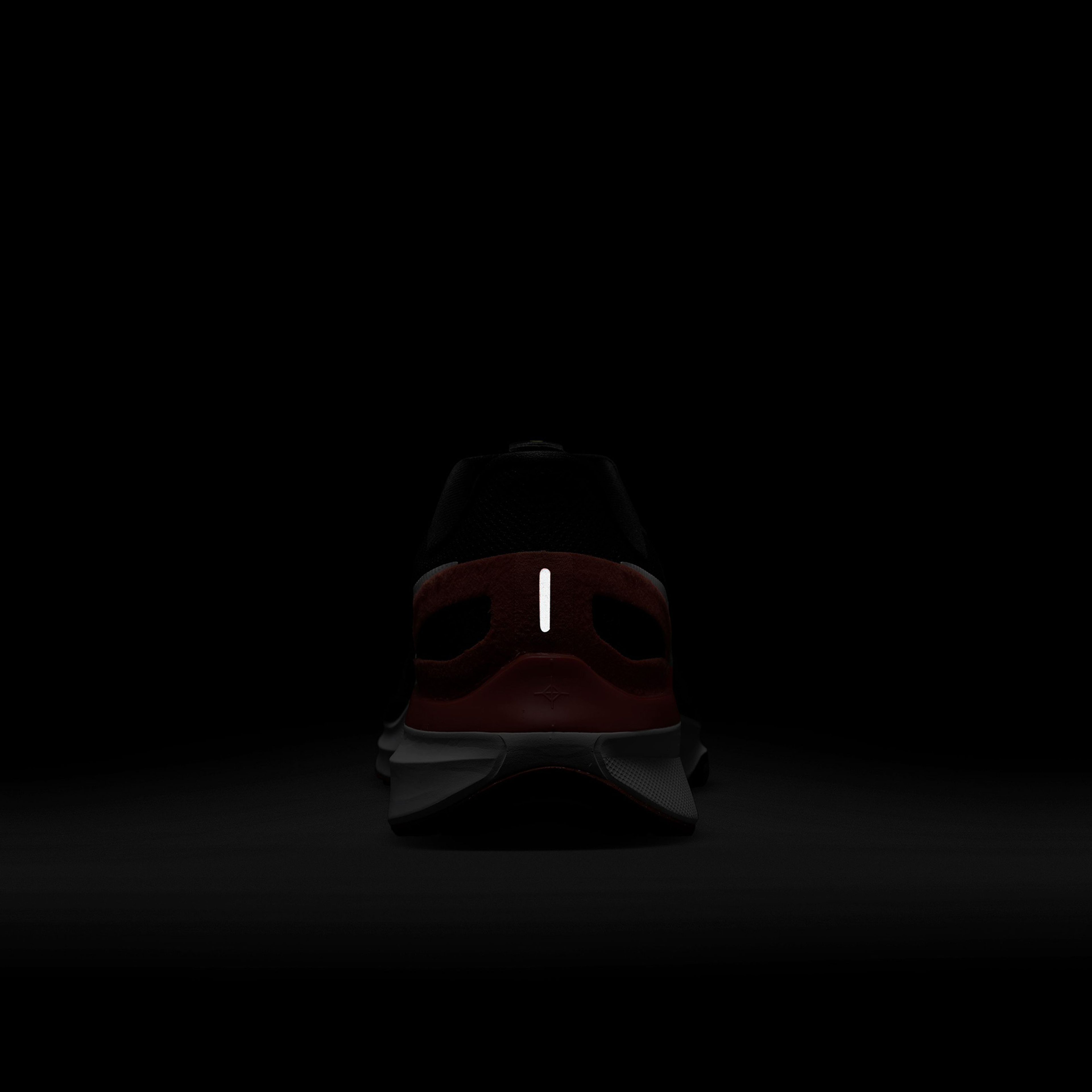 Nike Air Zoom Structure 25 Erkek Siyah Koşu Ayakkabısı